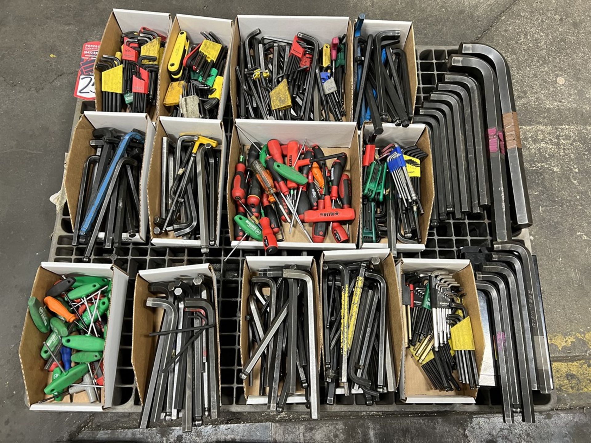 Lot of Assorted Allen Wrenches and Torx Wrenches