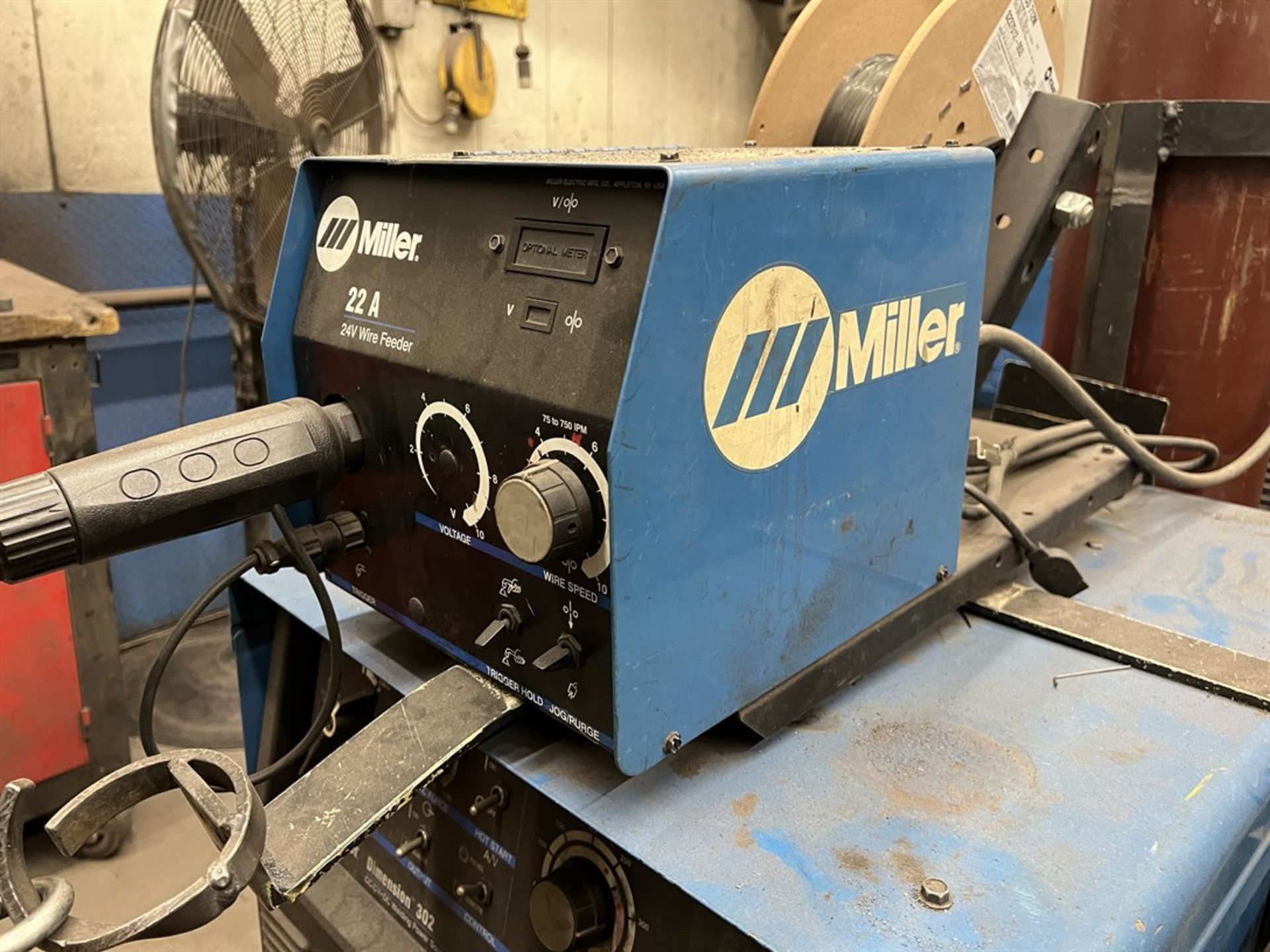MILLER Dimension 302 Mig Welder, s/n MC430087C, w/ Miller 22A Wire Feed - Image 5 of 5