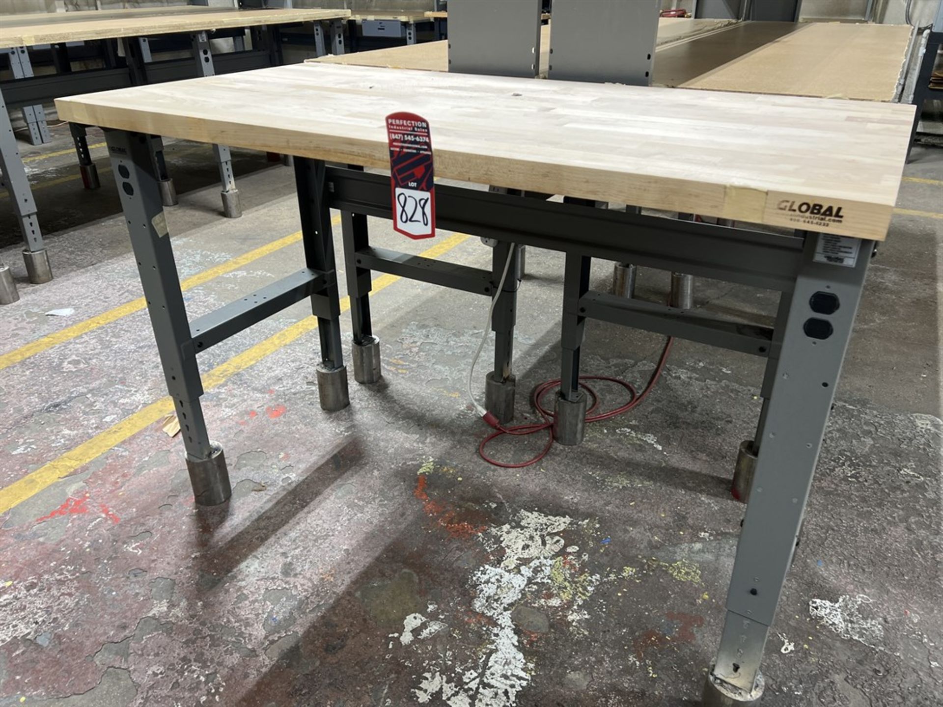 GLOBAL 30" x 60" Work Bench