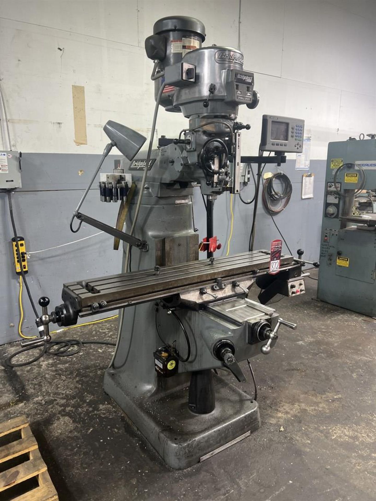 BRIDGEPORT Milling Machine, s/n HDNG1770, 9” x 48” Power Feed Table, 2 HP, Acu-Rite DRO - Image 2 of 6