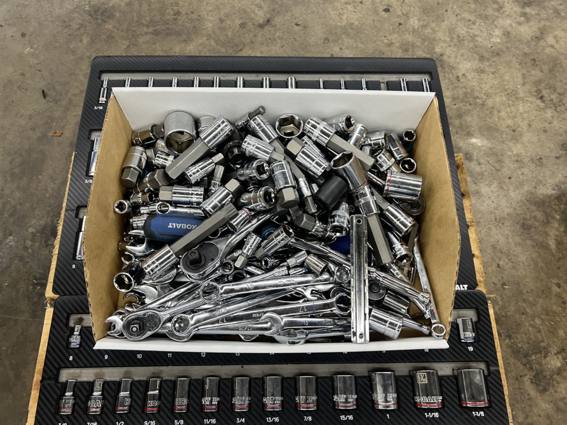 Lot of Sockets, Ratchets and Combinaton Wrenches - Image 3 of 3