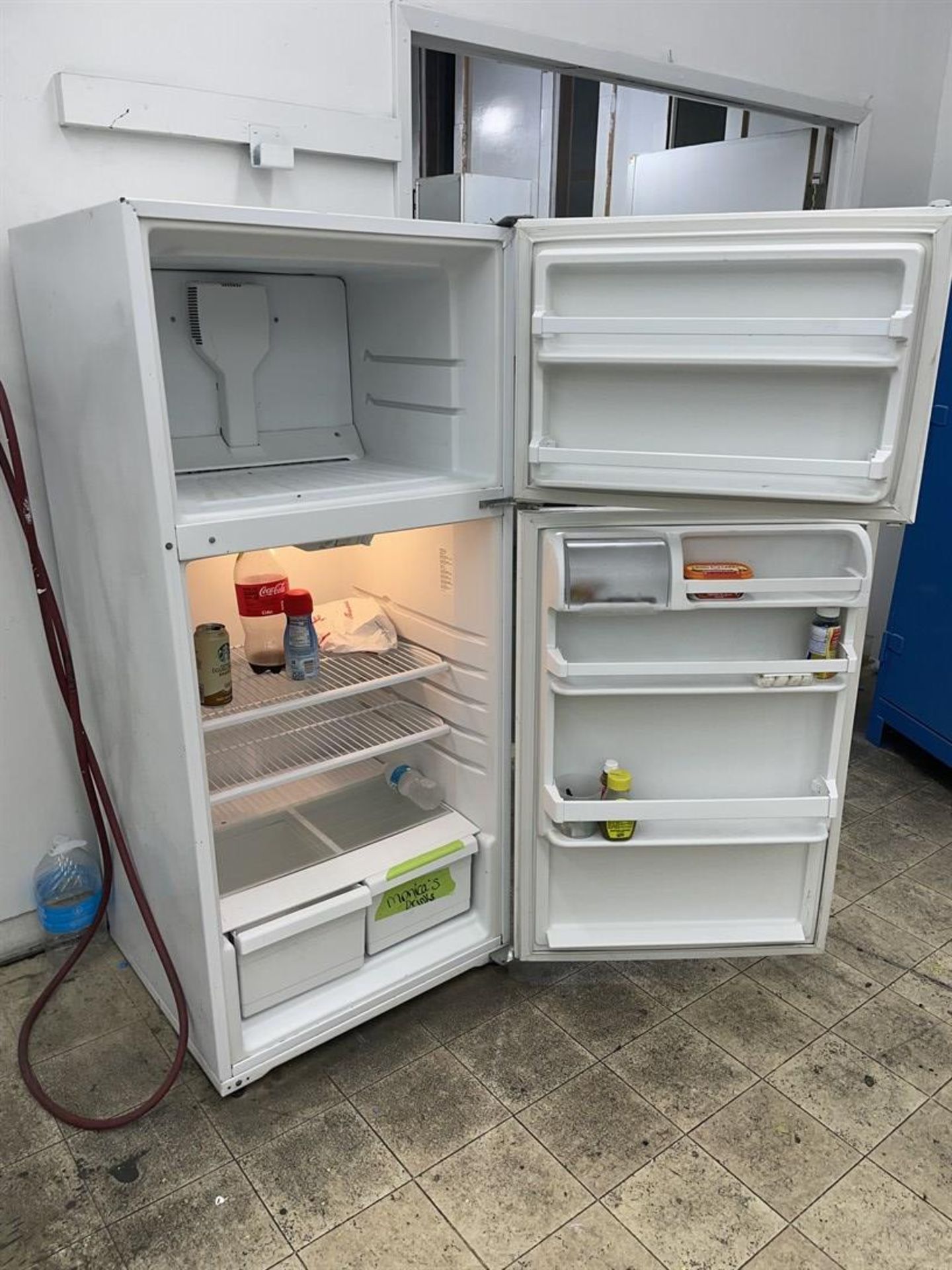 WHIRLPOOL Refrigerator/Freezer - Image 2 of 2