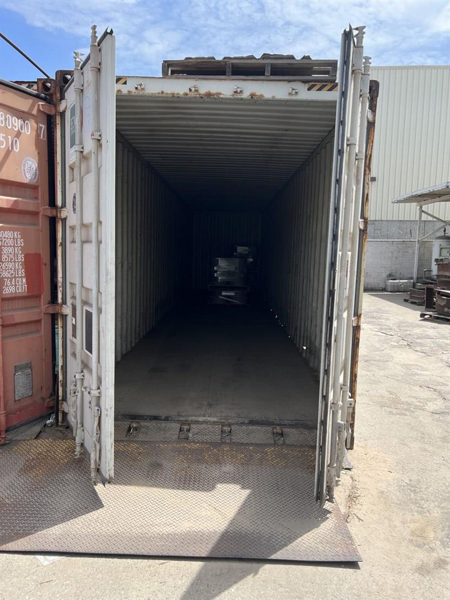 40' Shipping Container, (NO CONTENTS) - Image 2 of 4