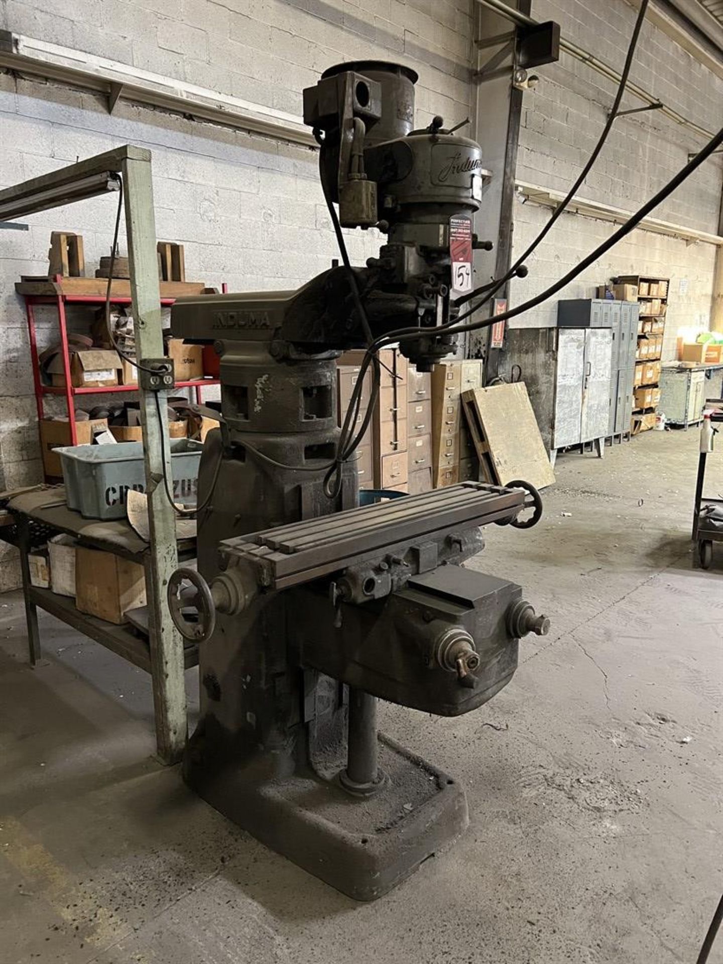 INDUMA Milling Machine, s/n na, 9” x 42” Table, 80-2713 RPM, 2 HP