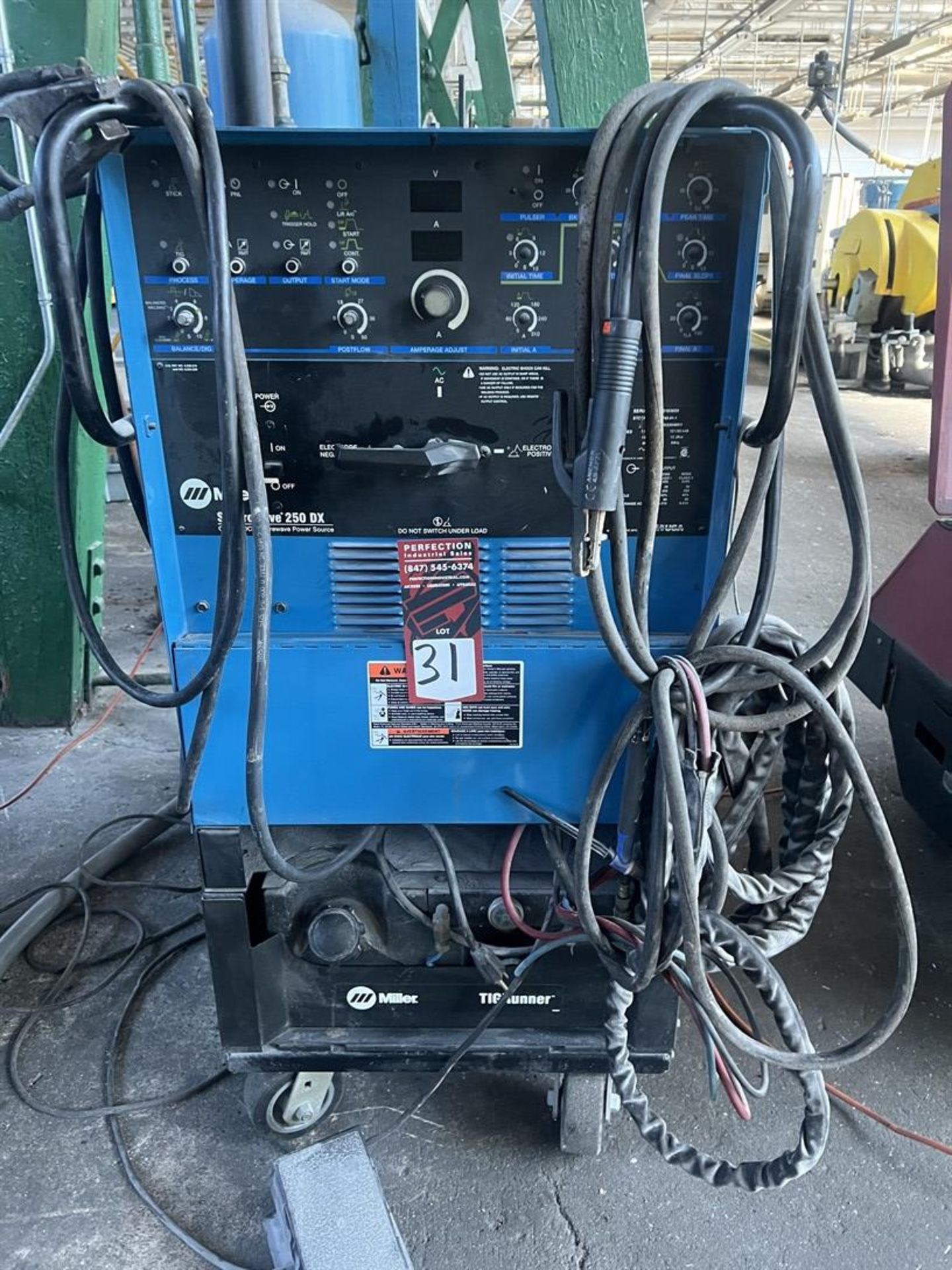 MILLER Syncrowave 250DX TIG Welder, s/n 103659 - Image 2 of 3