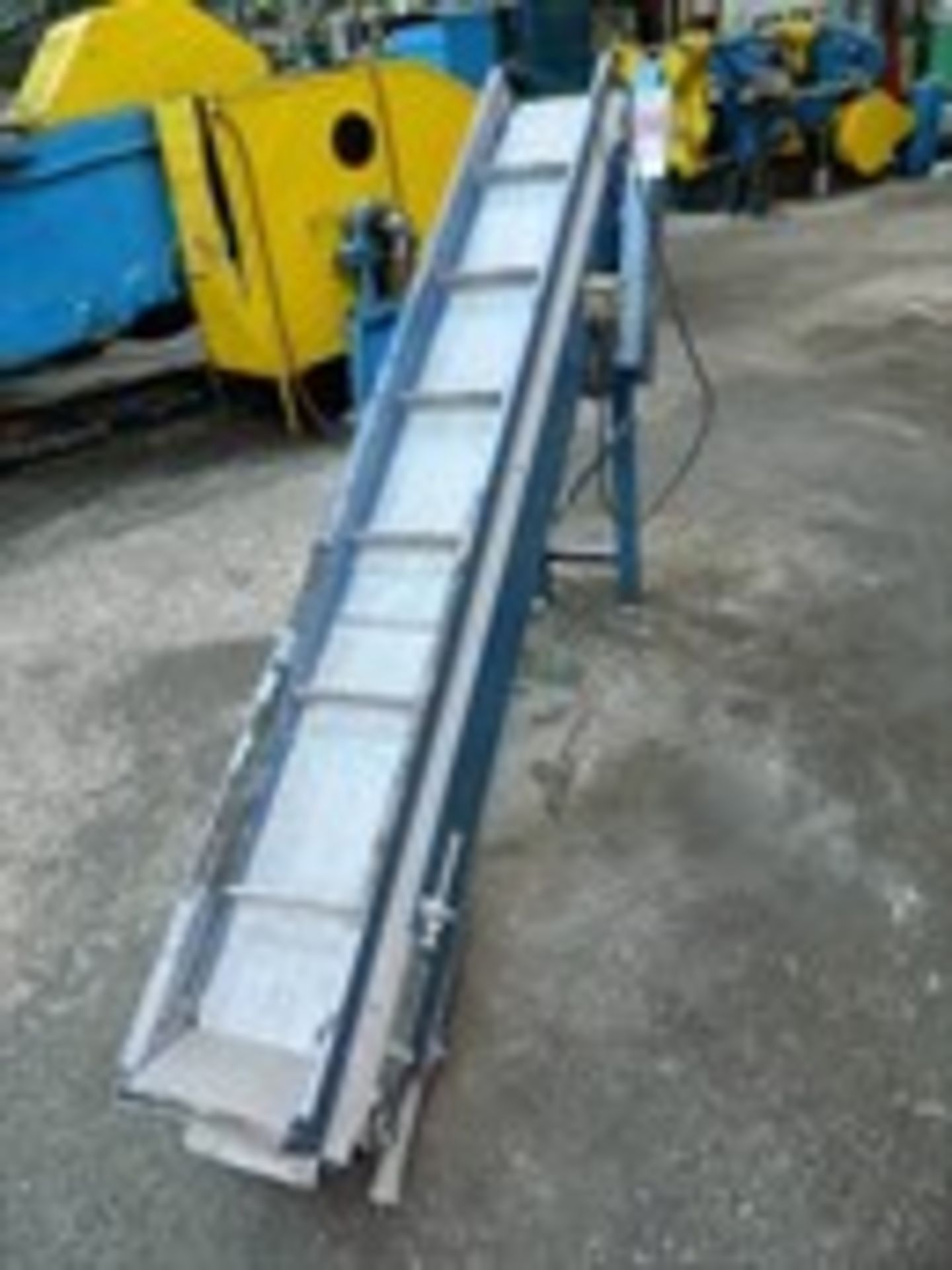 Incline Conveyor 8 1/2" x 80"