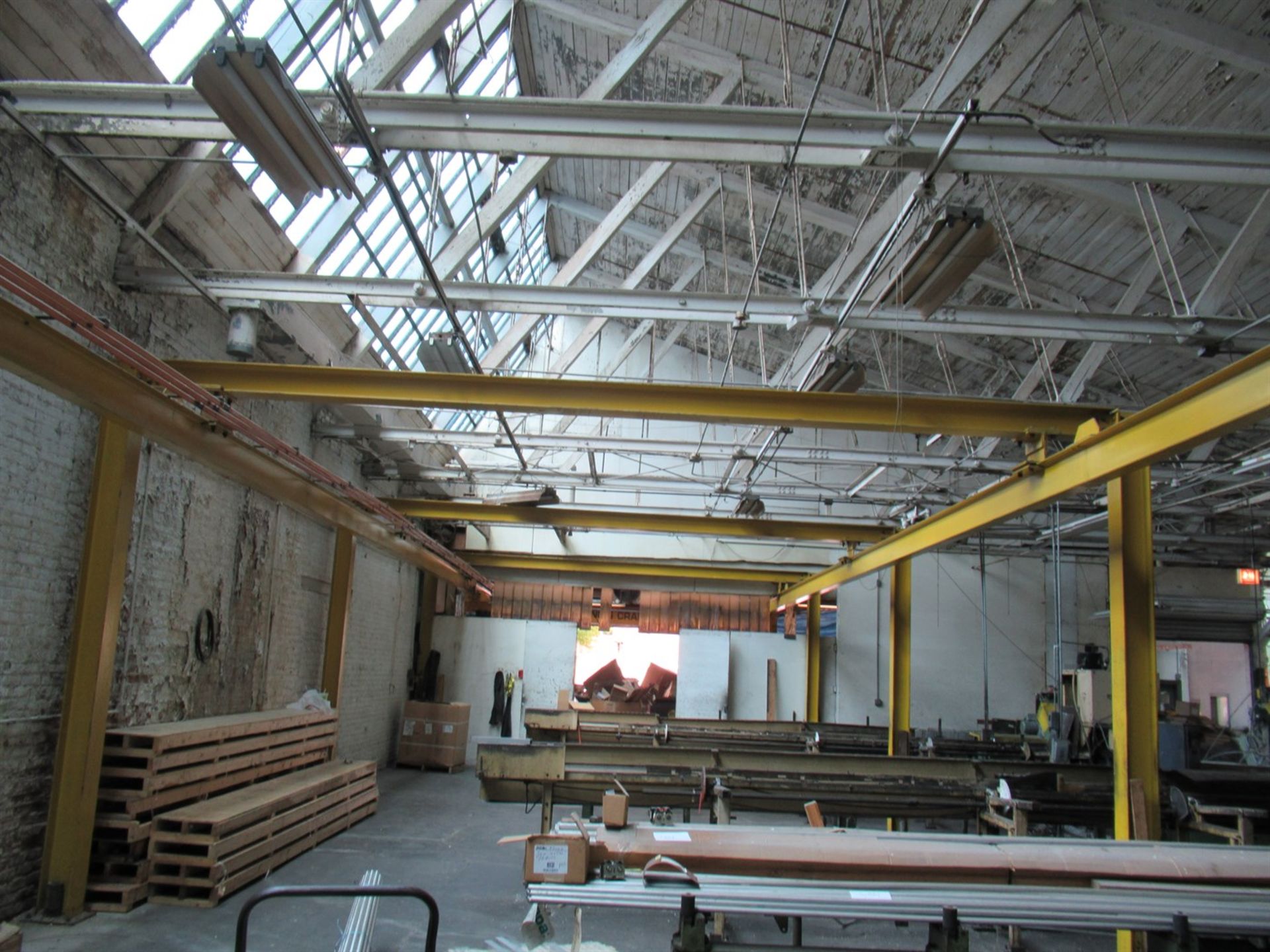 ILLINOIS Bridge Crane System, 2 Ton Cap, 19' span x 117' long, Electric Hoist w/ Pendant Control - Image 4 of 8