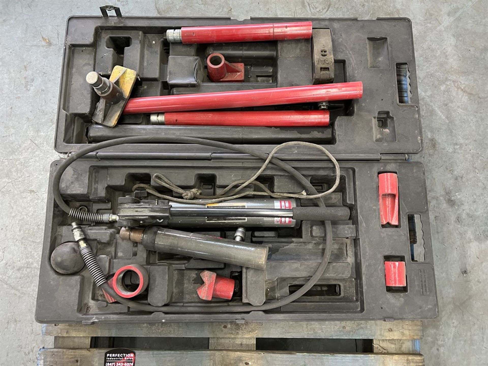 NAPA 91-599 10-Ton Deluxe Body Repair Kit (Building 44) - Image 2 of 2