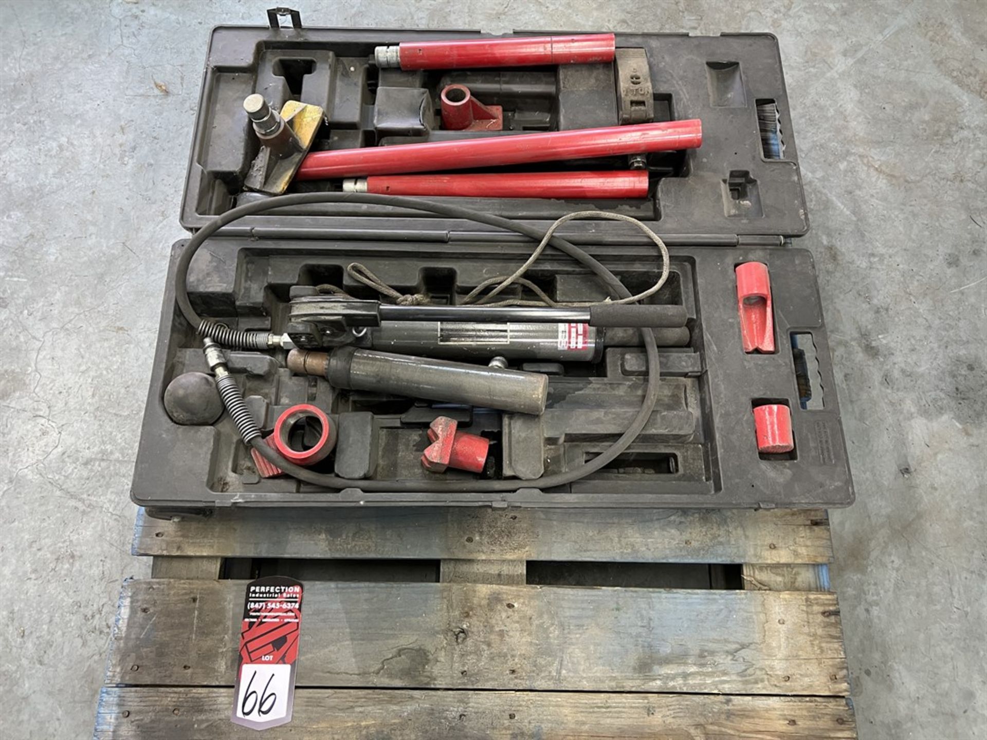 NAPA 91-599 10-Ton Deluxe Body Repair Kit (Building 44)