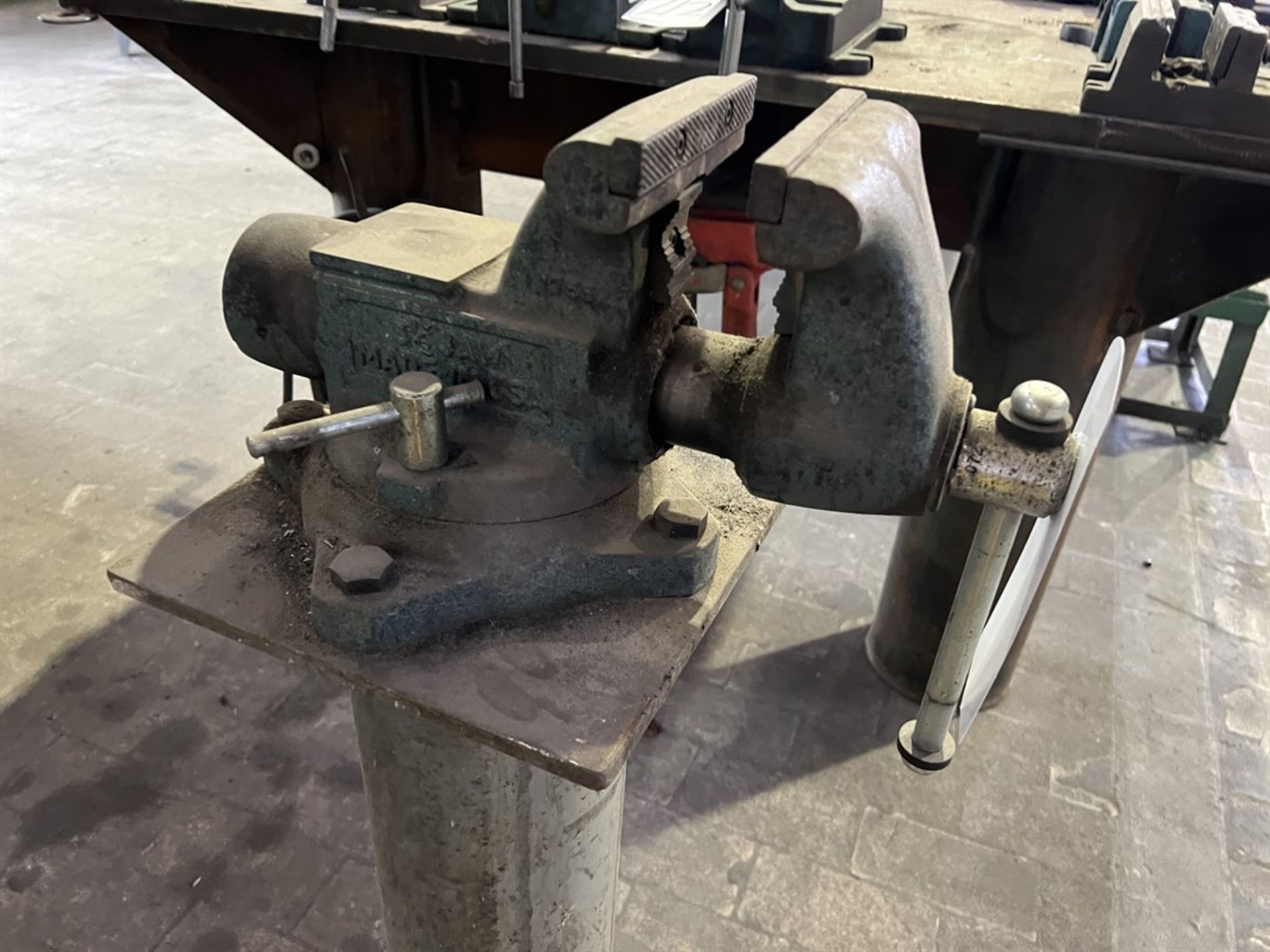 5.5" Bench Vise on Pedestal (Building 44) - Image 2 of 2