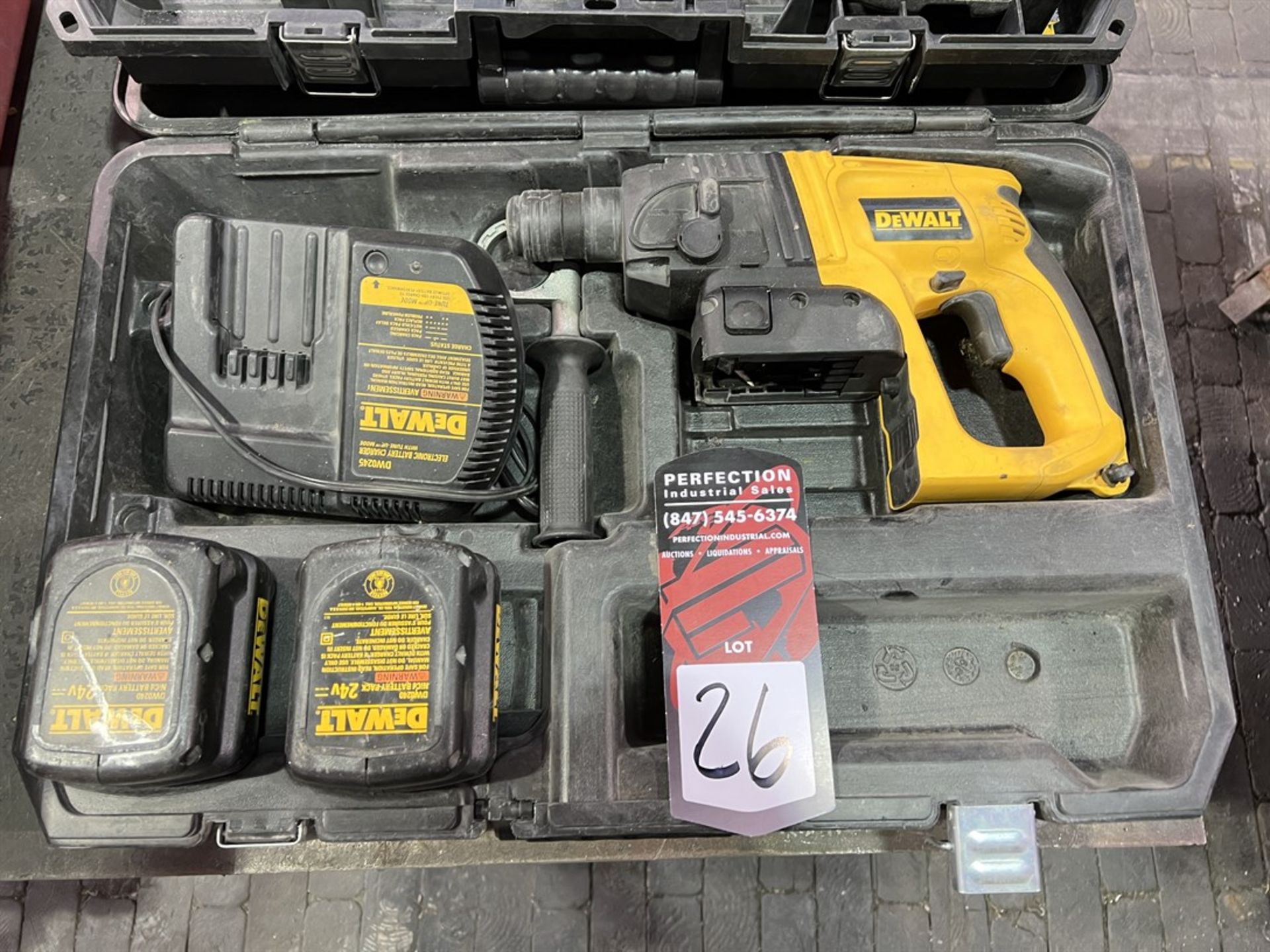 Lot Comprising DEWALT DW004 24V SDS Rotary Hammer Drill and DEWALT DC385VS 18V Reciprocating Saw ( - Image 2 of 3