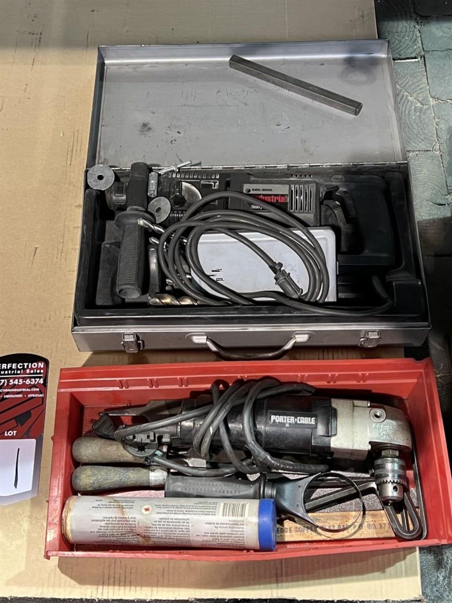 Lot Comprising MILWAUKEE 1/2" Magnum Shooter, B & D 5054 3/4" Rotary Hammer Drill, PORTER CABLE 7557 - Image 2 of 3