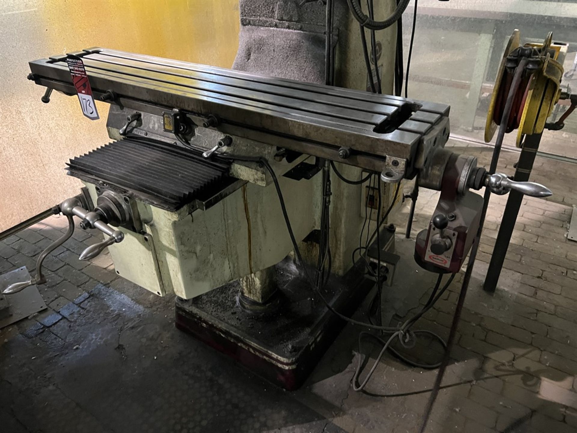 ACER Ultima 3VK Milling Machine, s/n 0819231, 10” x 50” Power Feed Table, 600-4200 RPM, Sony LH51 - Image 3 of 6