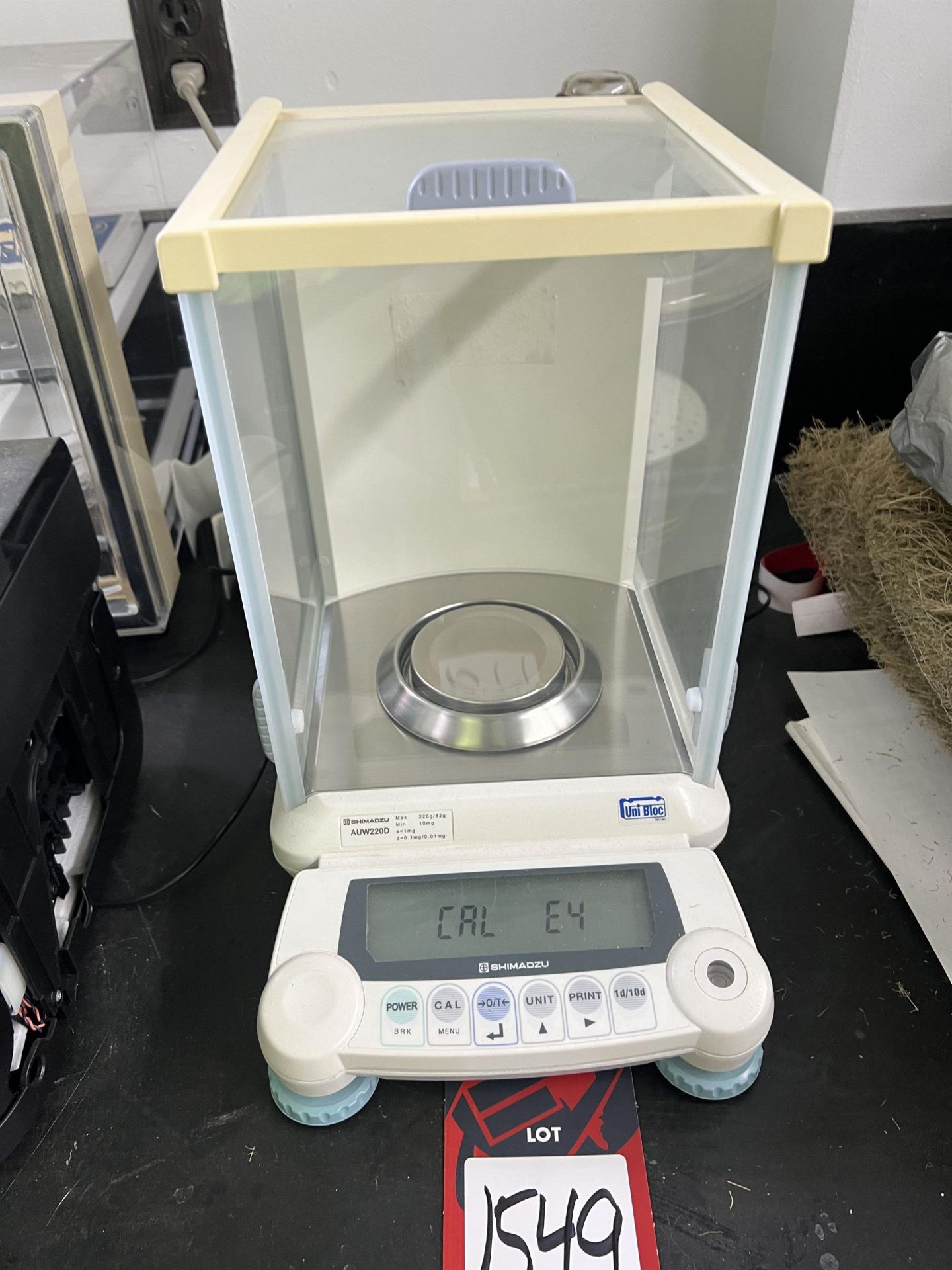 SHIMADZU AUW220D Lab Scale, s/n D450001179 - Image 2 of 4