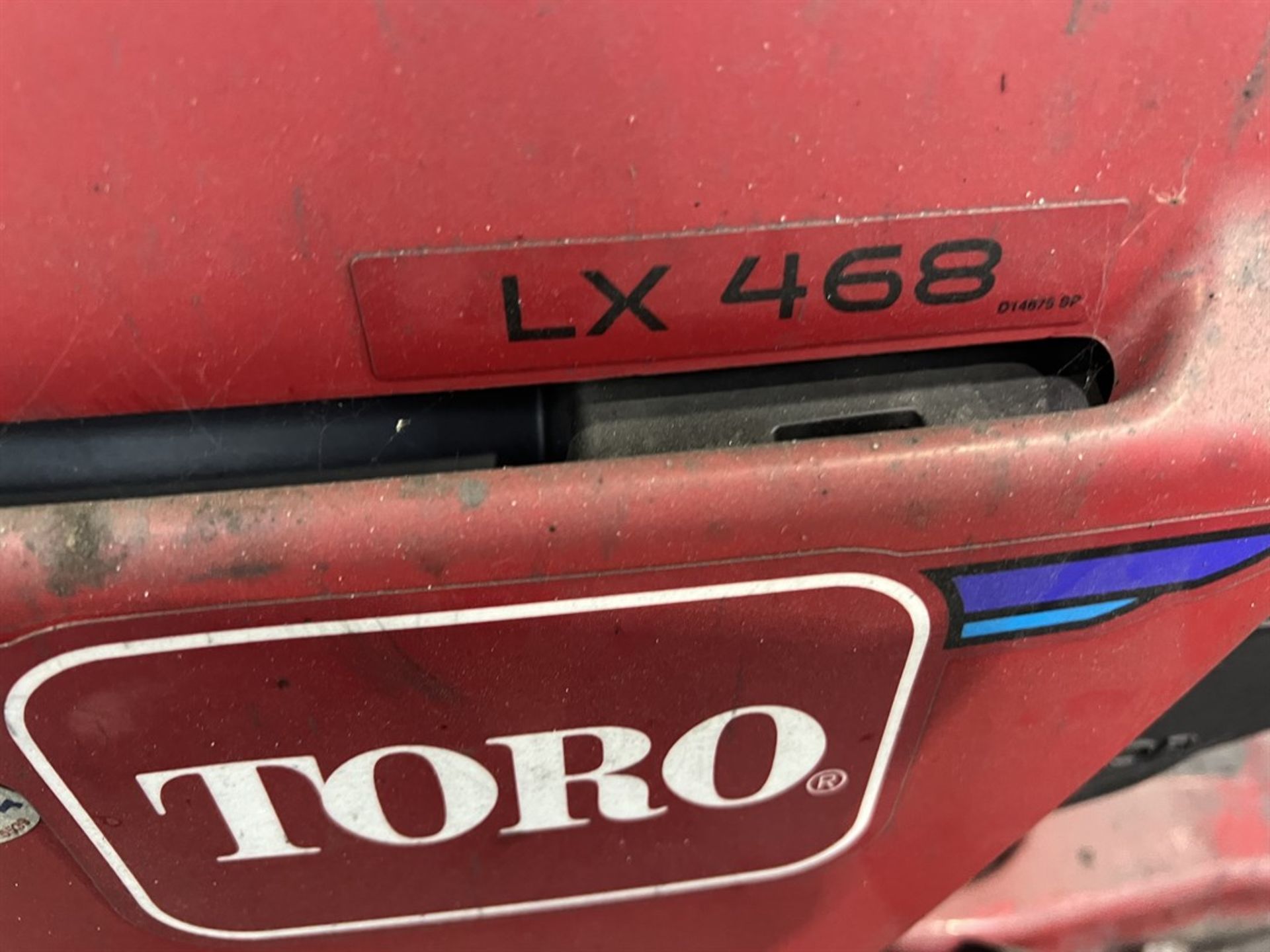 TORO LX468 Riding Lawnmower - Image 6 of 6
