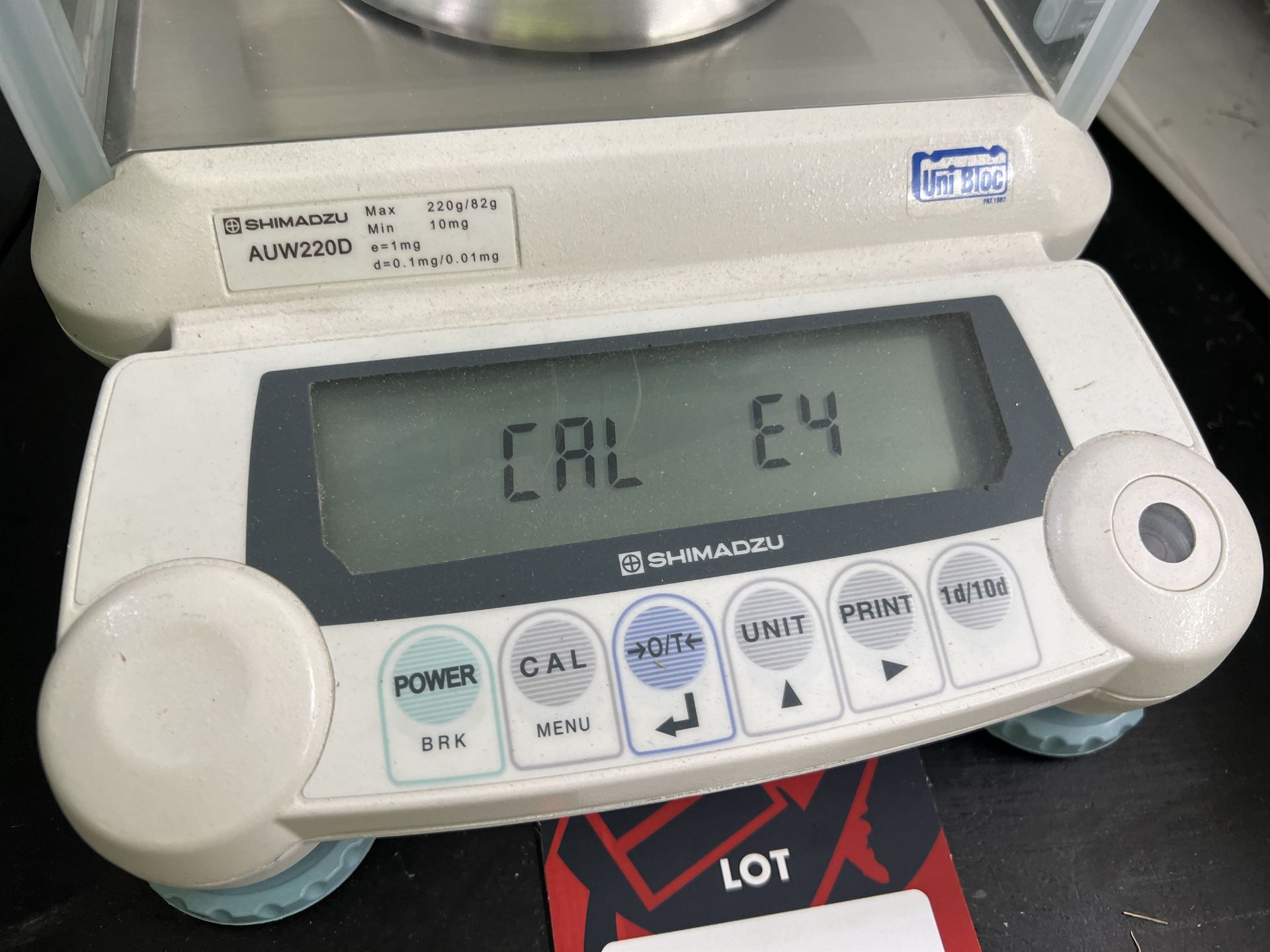 SHIMADZU AUW220D Lab Scale, s/n D450001179 - Image 3 of 4