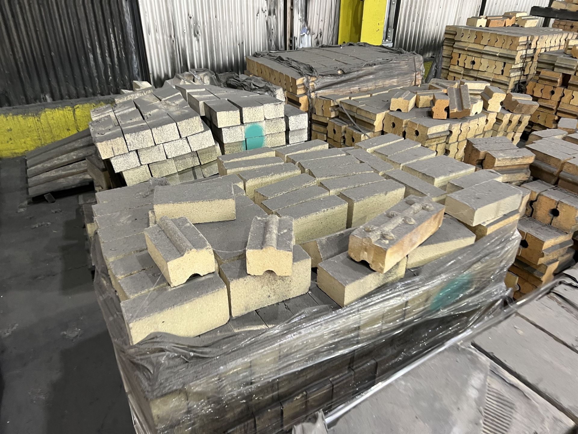 Lot of (12) Pallets of Assorted Carbon BakingBrick - Image 8 of 9