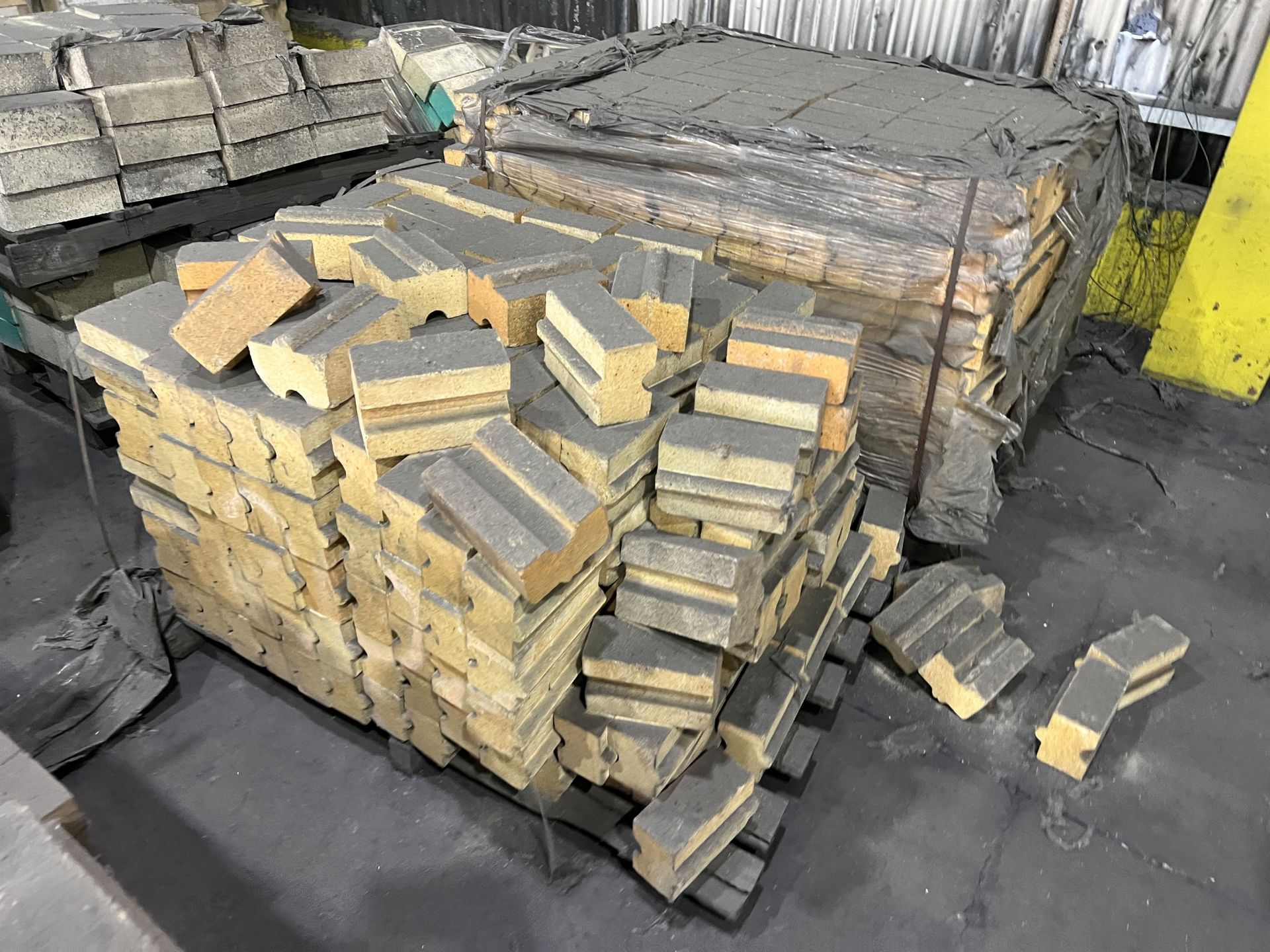 Lot of (12) Pallets of Assorted Carbon BakingBrick - Image 6 of 9