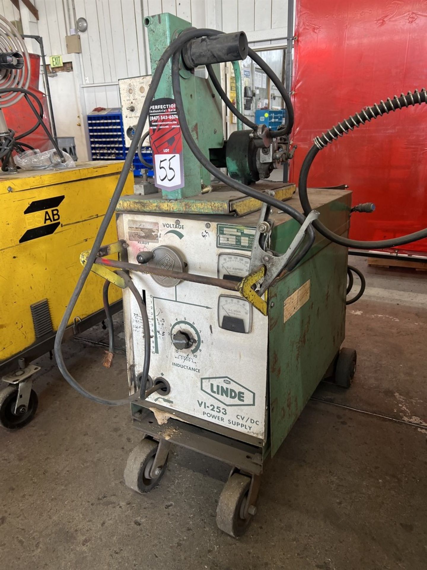 LINDE VI-253 MIG Welder, s/n B80C19474, w/ Linde MIG-35 Wire Feeder, (Fab Shop)