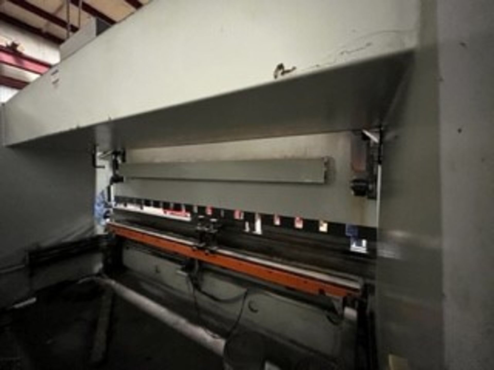 ERMAK Power-Bend Pro 13.5X240 CNC Press Brake, s/n 06235-XSJQH8, 13.5' Bed, 240 Ton Capacity - Image 4 of 5