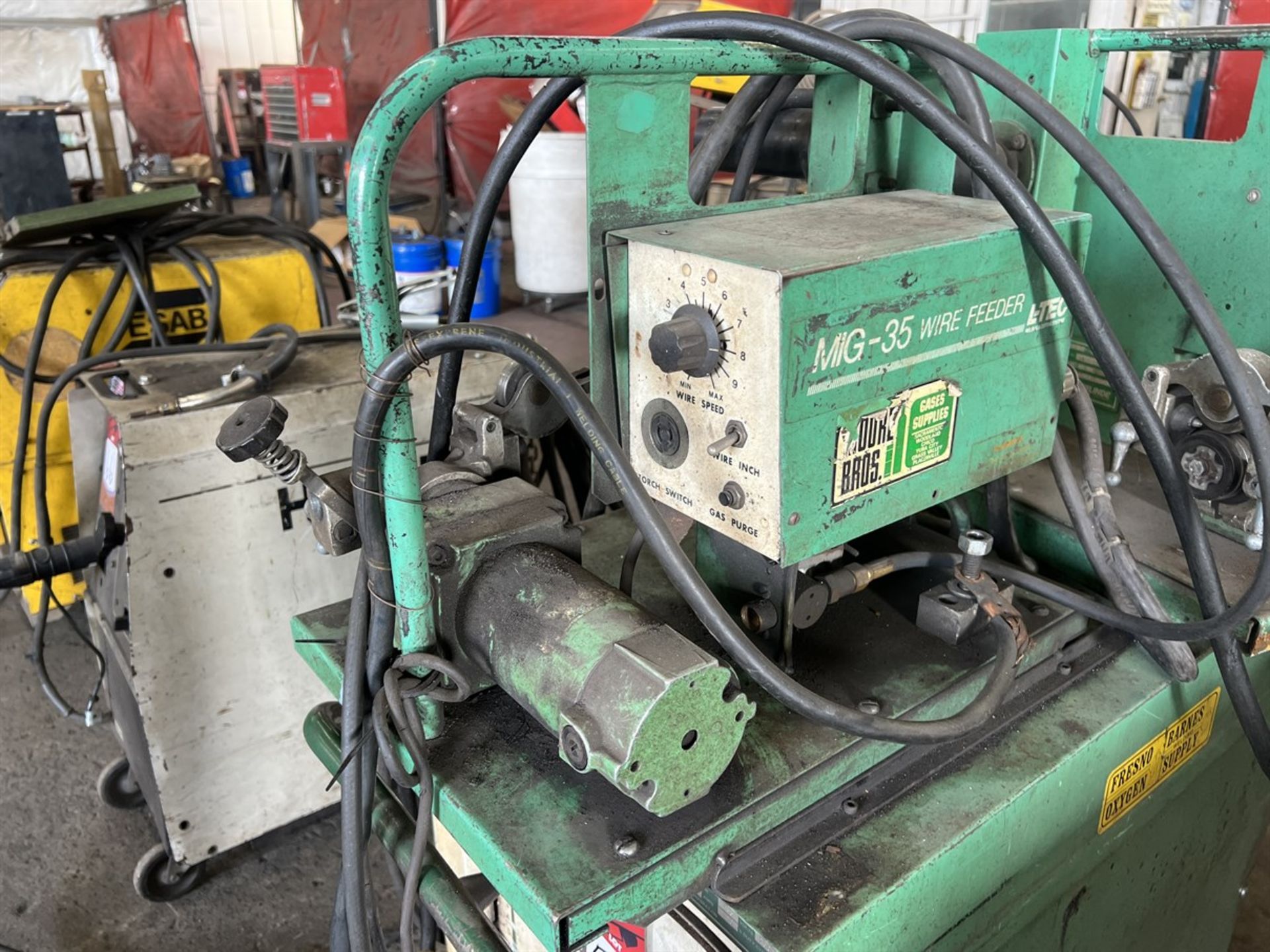 LINDE VI-253 MIG Welder, s/n B79C1-7212, w/ Linde MIG-35 Wire Feeder, (Fab Shop) - Image 5 of 5