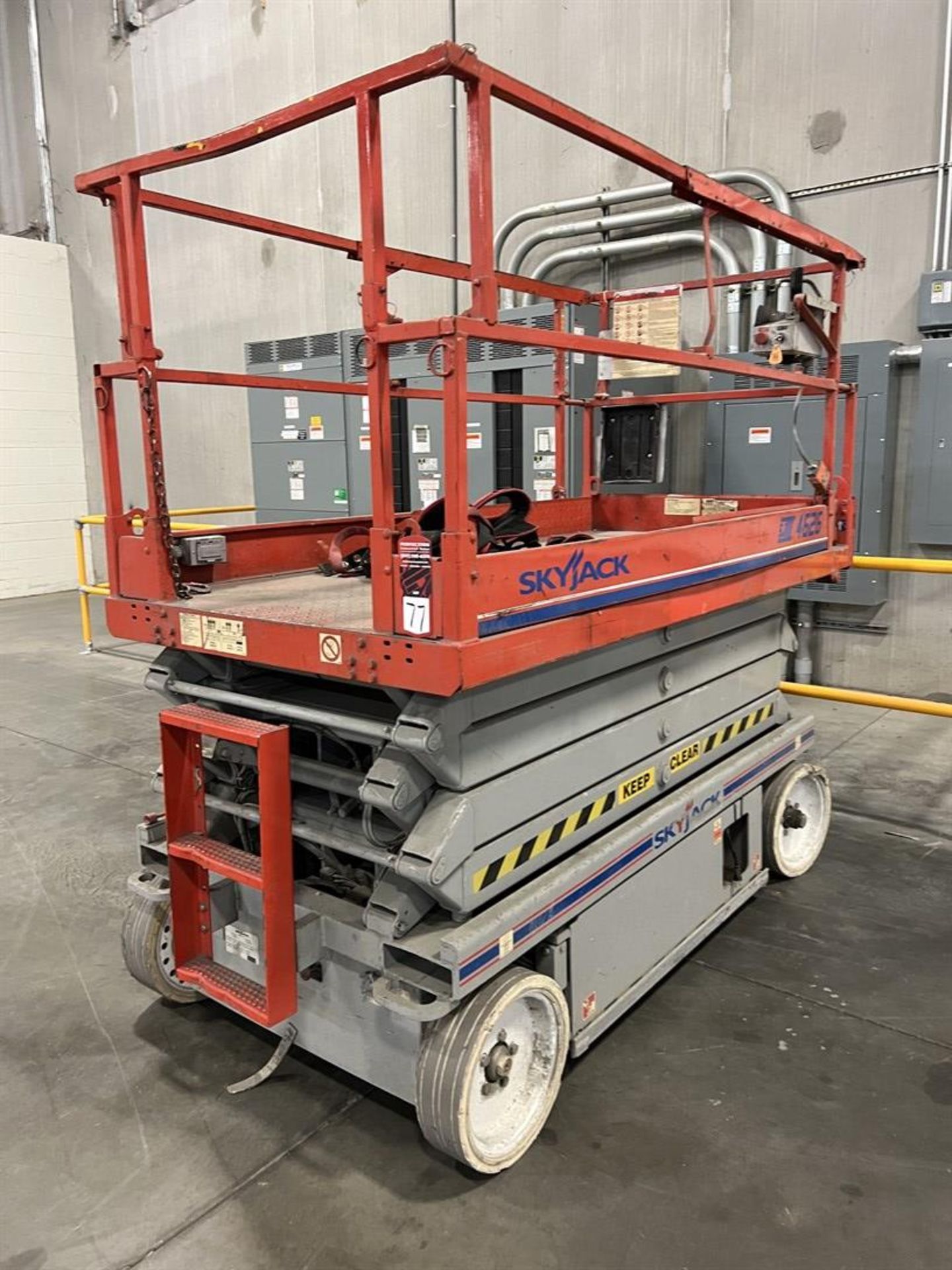 SKYJACK SJIII 4626 Scissor Lift, s/n 70002262, 26' Drive/Platform Height, 1000 LB/3-Person Capacity,