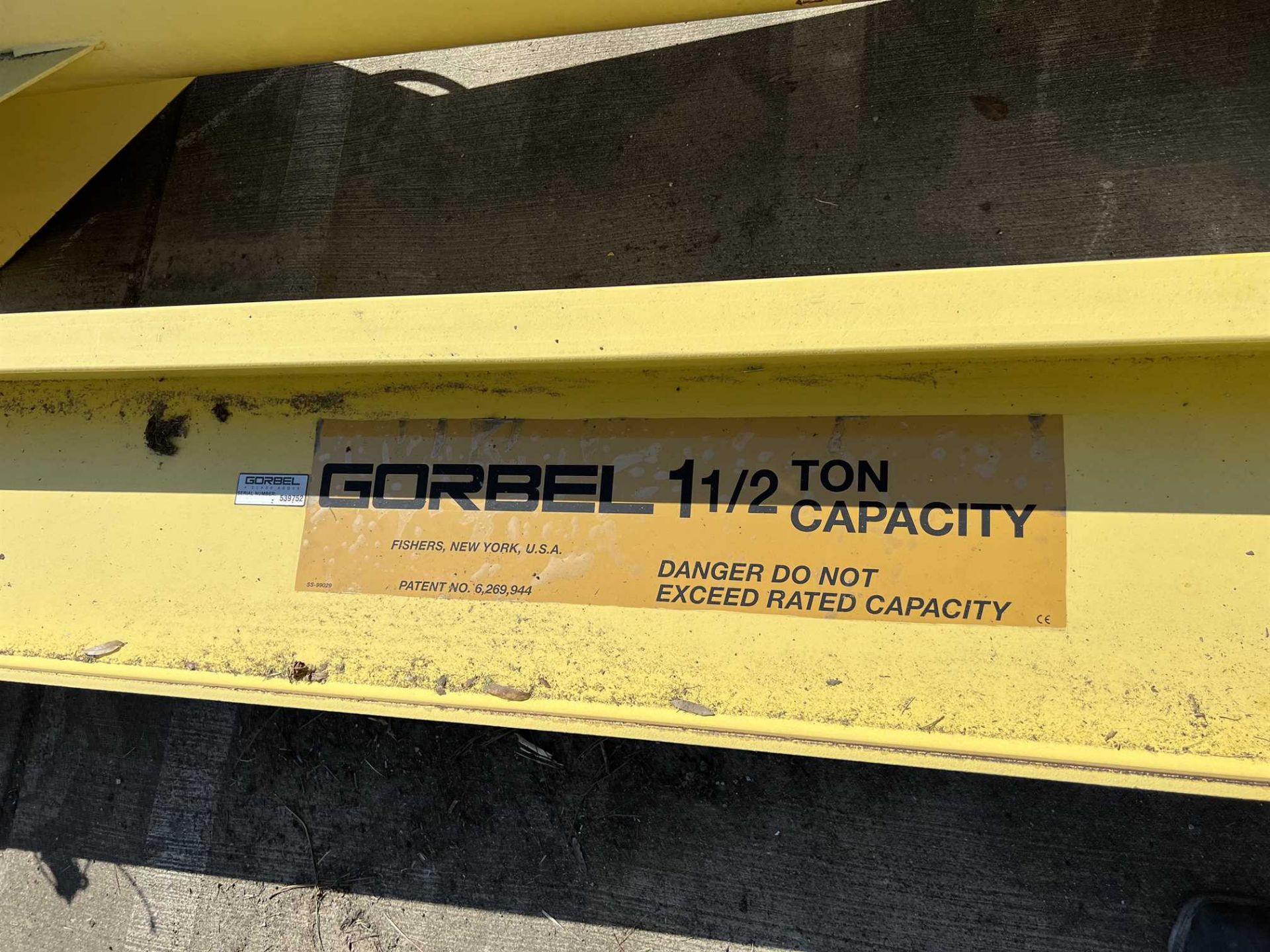 GORBEL 1.5 T Floor Mounted Jib, s/n 539752, 132" Under Arm, 168" Reach, Power Rotation, #016 ( - Image 2 of 6
