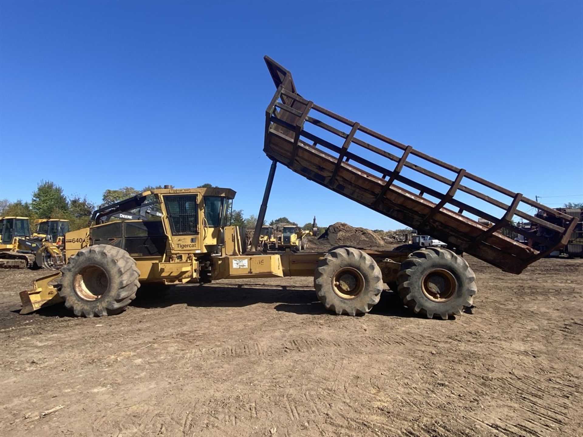 2002 TIGERCAT 640 Log Hauler, s/n 6401501, 7631 Hours - Image 8 of 10