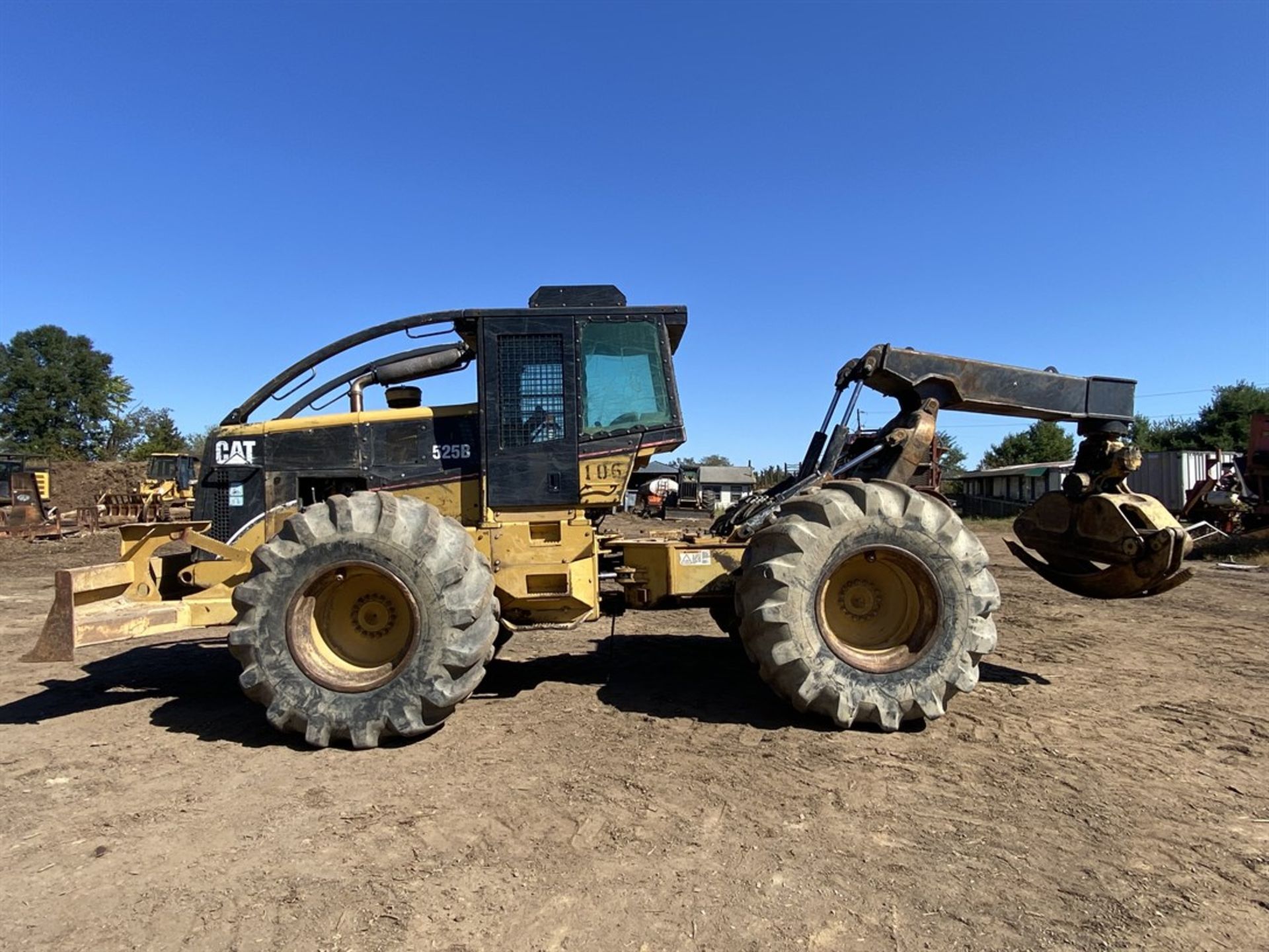 2006 CATERPILLAR 525B Grapple Skidder, s/n C3KZ02117, 13335 Hours, w/ Dual Arch, Bolt-On Guarding