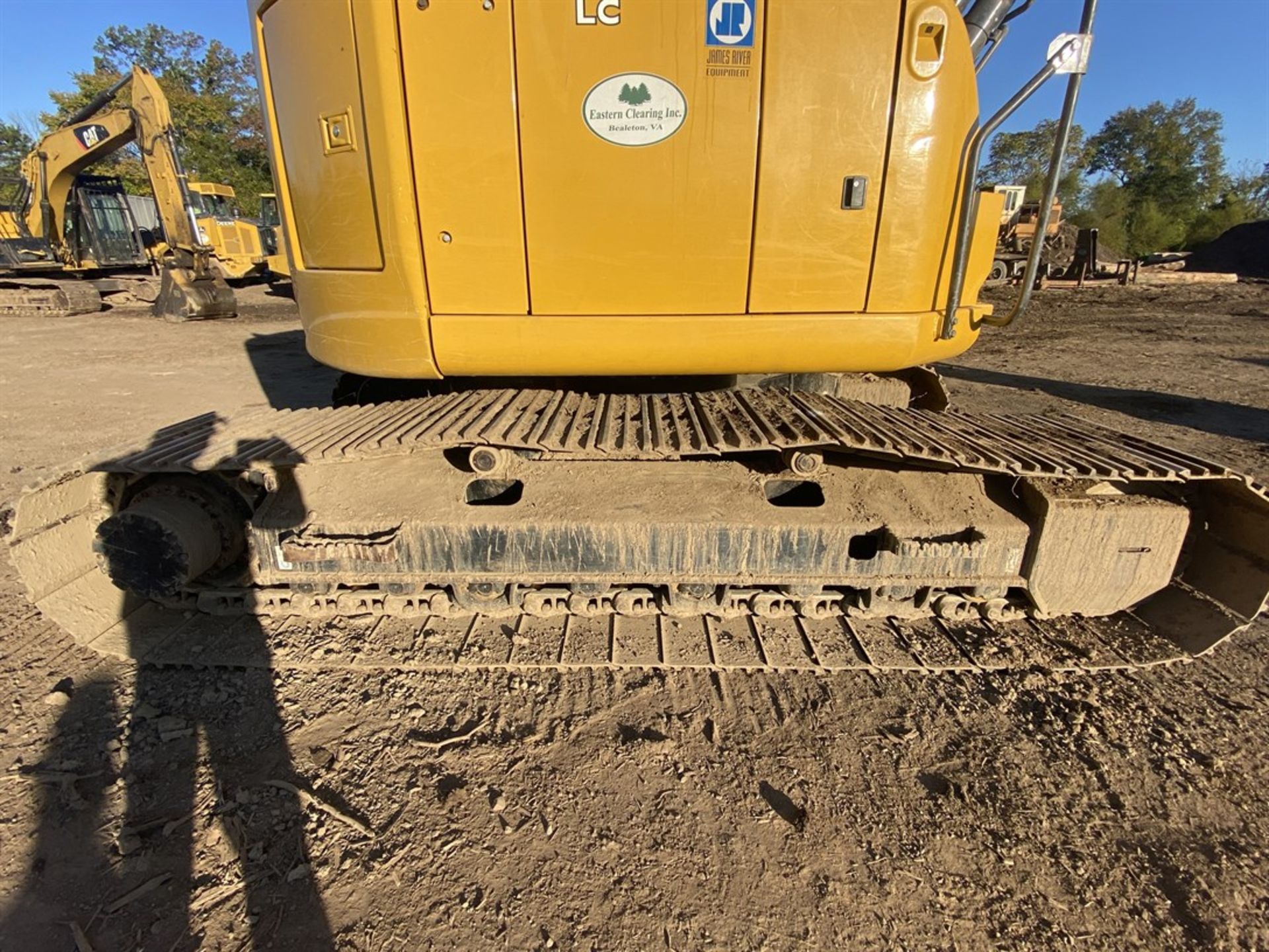 2020 DEERE 245G LC Excavator, s/n 1FF245GXHKF801210, 4582 Hours, 1.29 CY 42" ESCO Bucket w/Hydraulic - Image 7 of 12