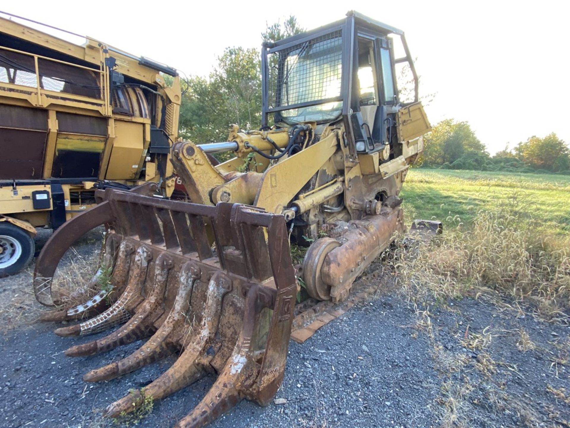 CATERPILLAR 963C Track Loader, Parts Machine - Image 2 of 5