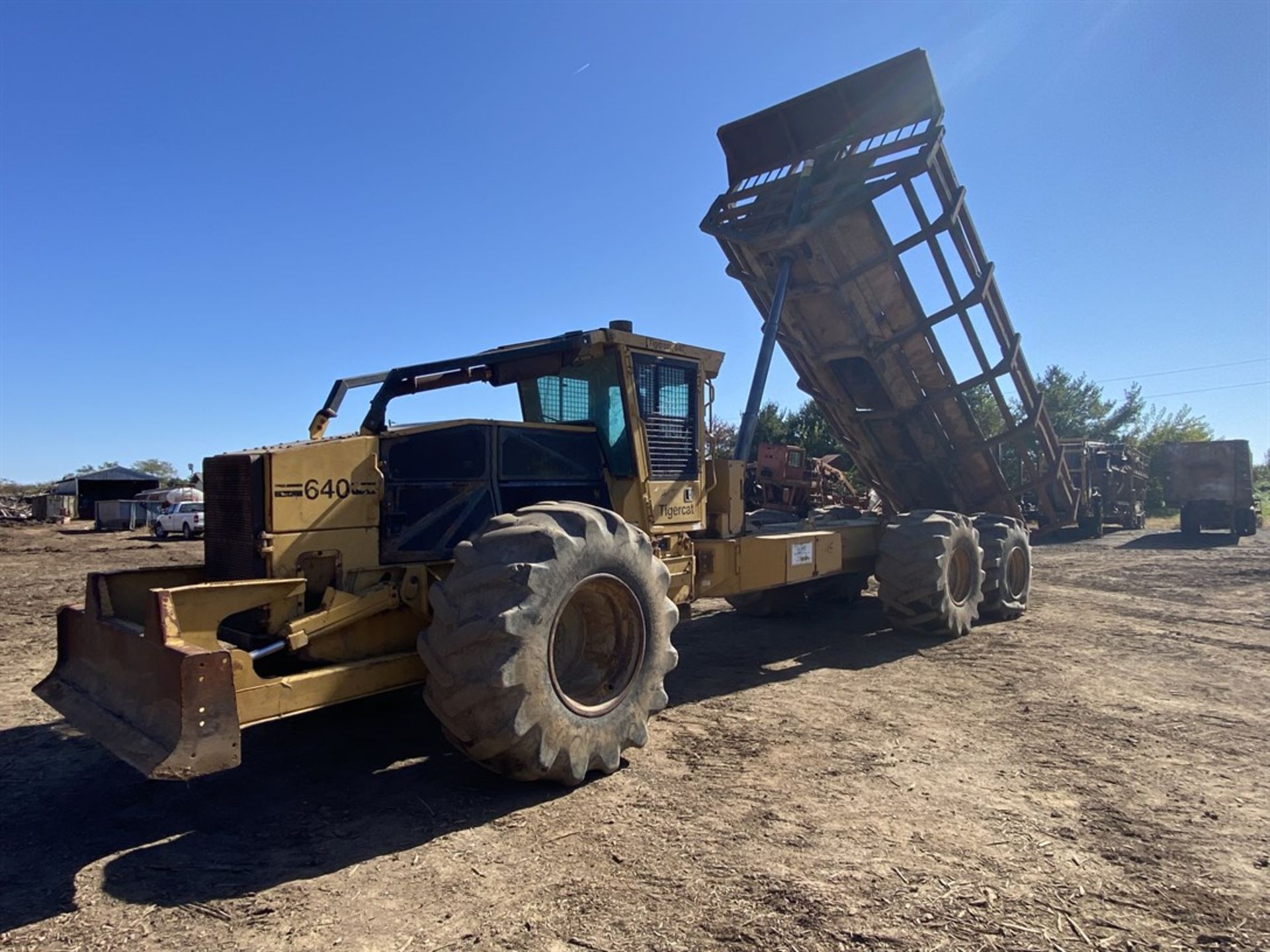 2002 TIGERCAT 640 Log Hauler, s/n 6401501, 7631 Hours - Image 5 of 10