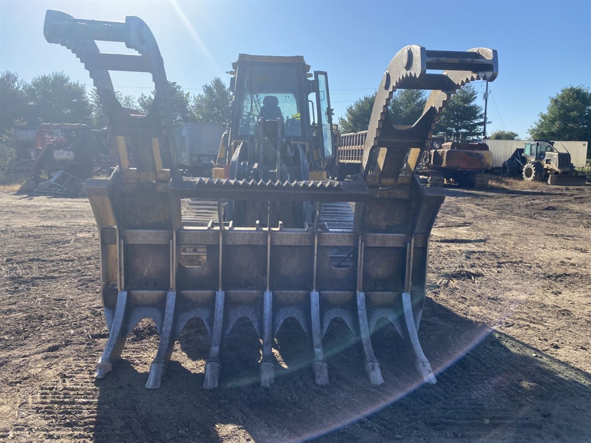 2018 DEERE 755K Track Loader, s/n 1T0755KXHJE334578, 6063 Hours, w/ Grapple Root Rake - Image 11 of 13