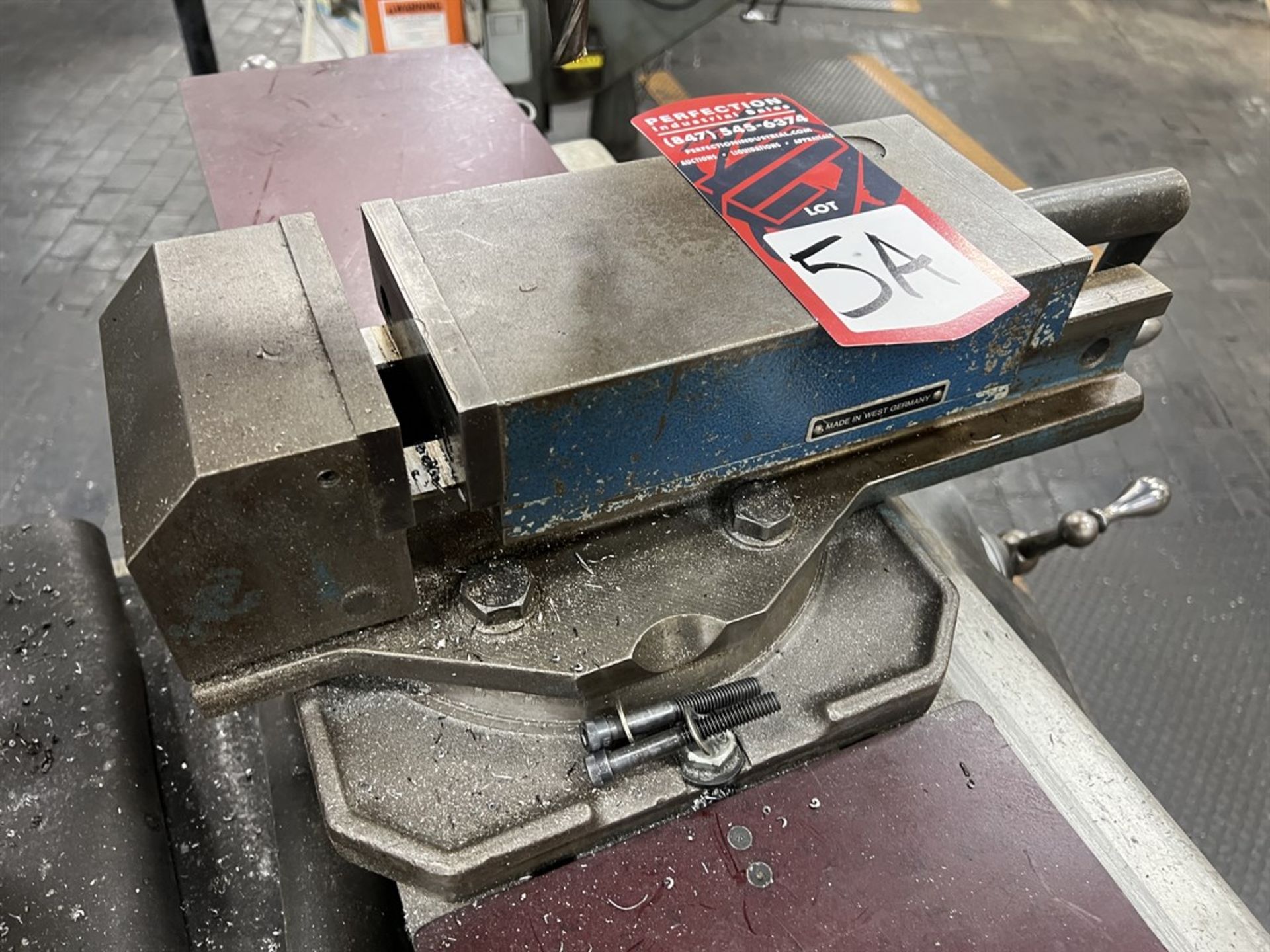 HILMA 5" Machine Vise (A rigging cost of $25.00 will be added to the winning bidders invoice)