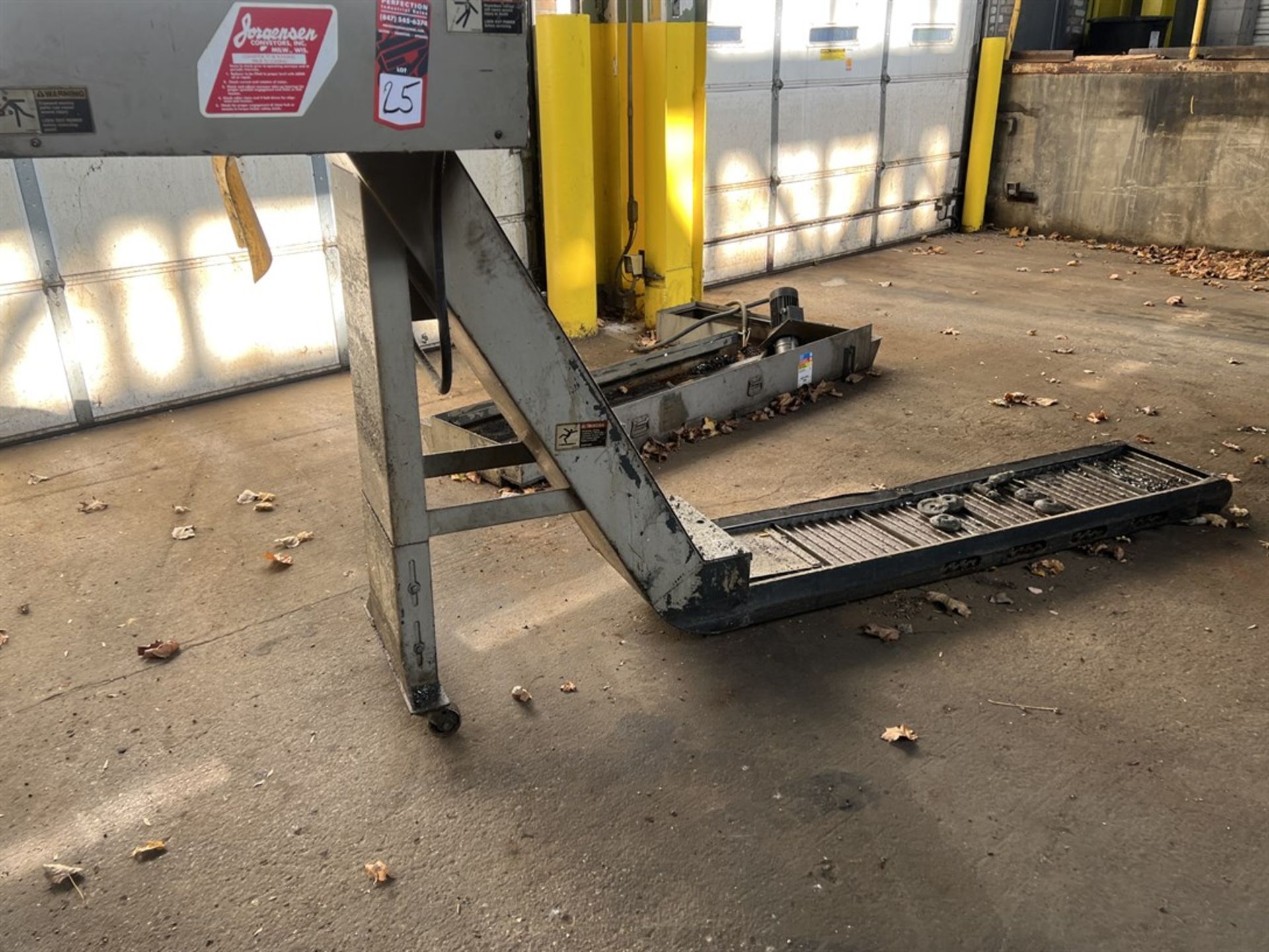 JORGENSEN Chip Conveyor, s/n J-95388-1 (A rigging and loading charge of $100 will be added to the