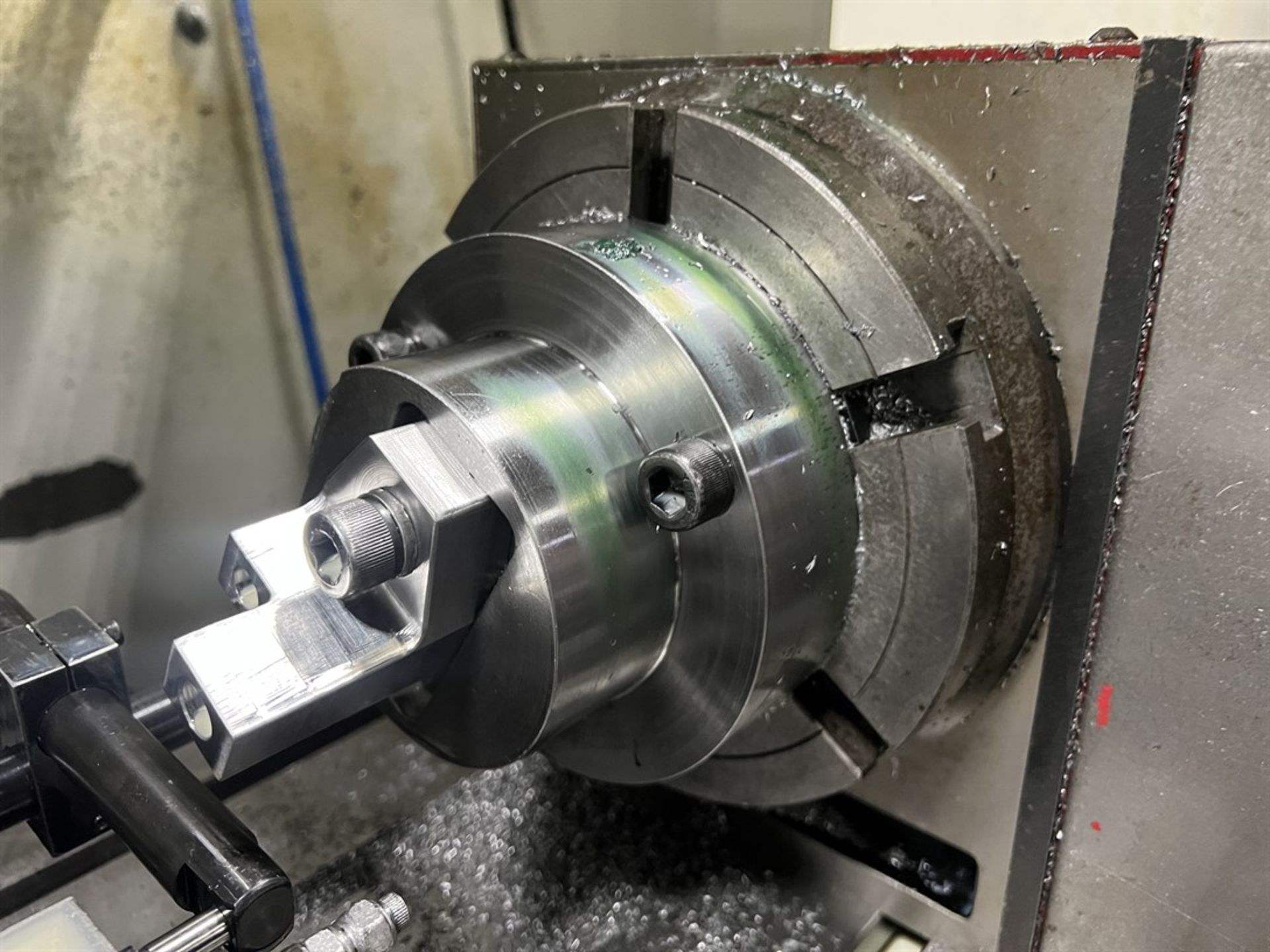 HAAS 8" 4th-Axis Rotary Table (A rigging and loading charge of $100 will be added to the winning - Image 3 of 3