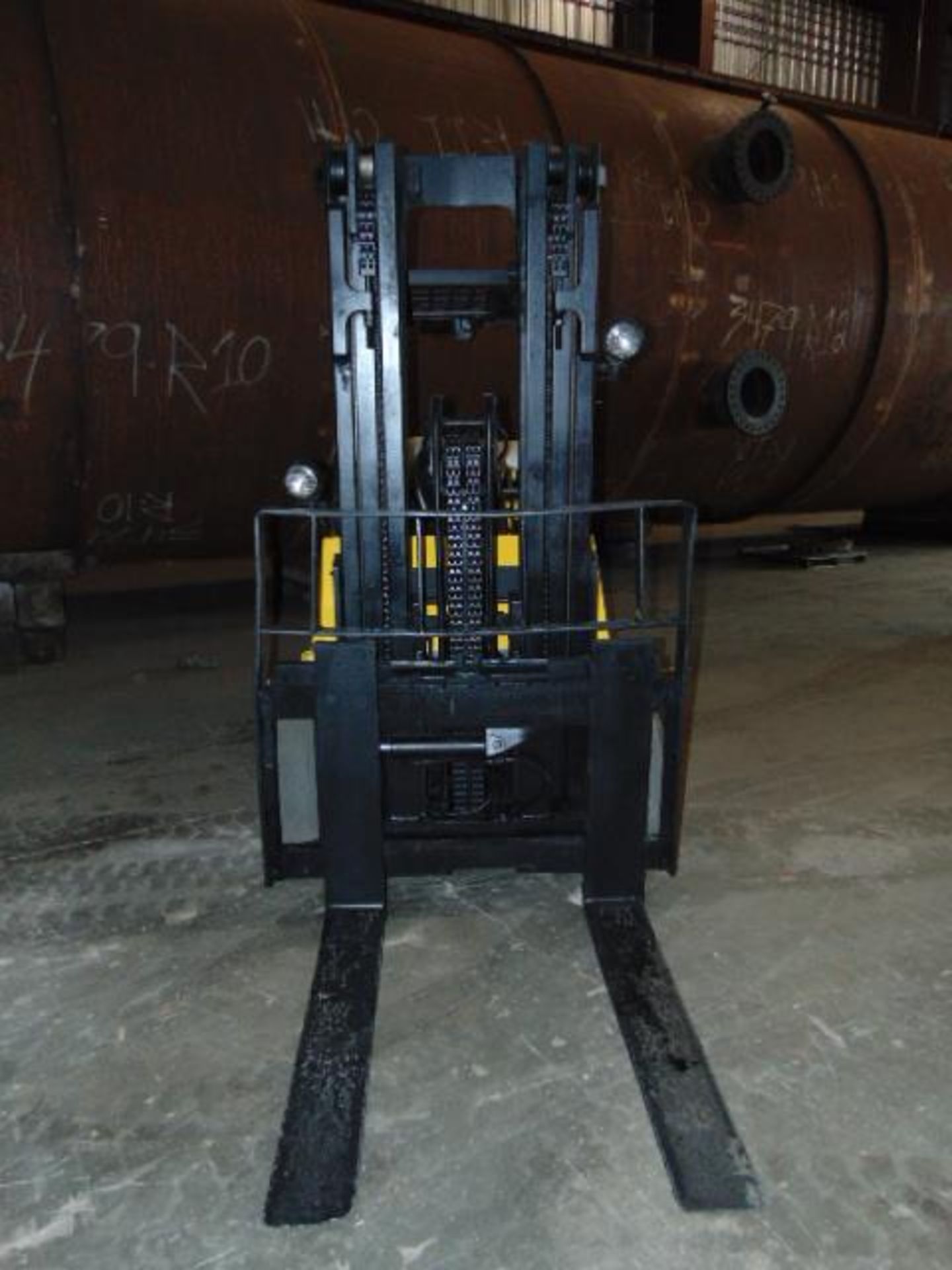 FORKLIFT, HYSTER 12,000 LB. BASE CAP. MDL. S120XL, LPG, 90" 3-stage mast, 185" lift ht., side shift, - Image 3 of 8