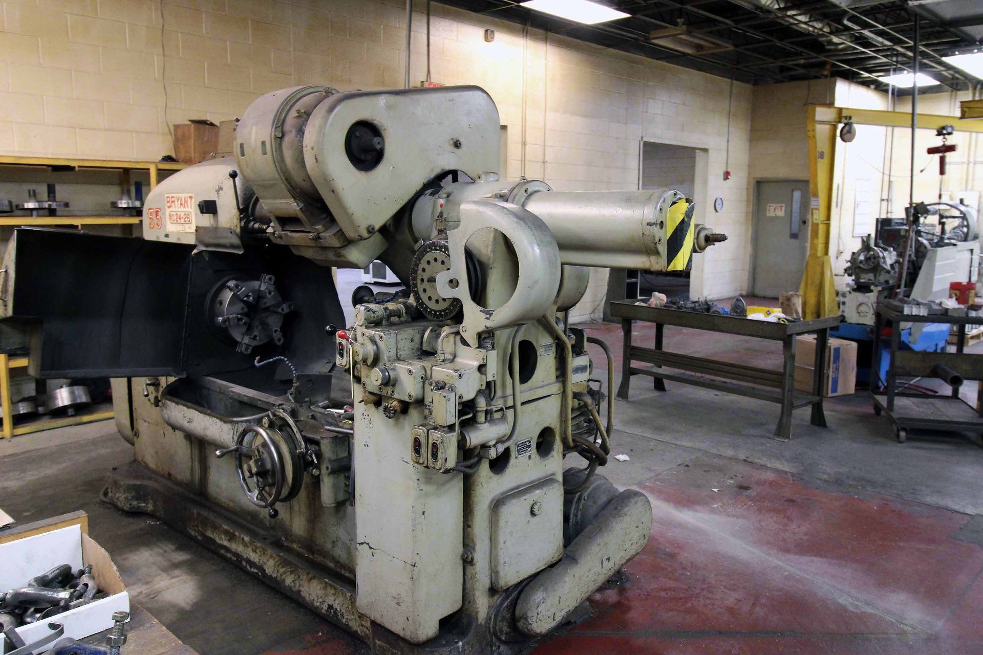 INTERNAL GRINDER, BRYANT NO. 24-26, 15 HP grinding spdl. drive, 18” dia. 6-jaw chuck, auto. - Image 2 of 8