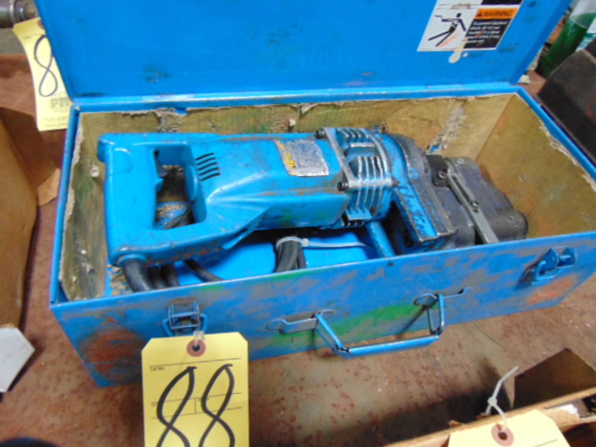 ELECTRO-HYDRAULIC HOLE PUNCHER, HOUGEN MD. 75002.5