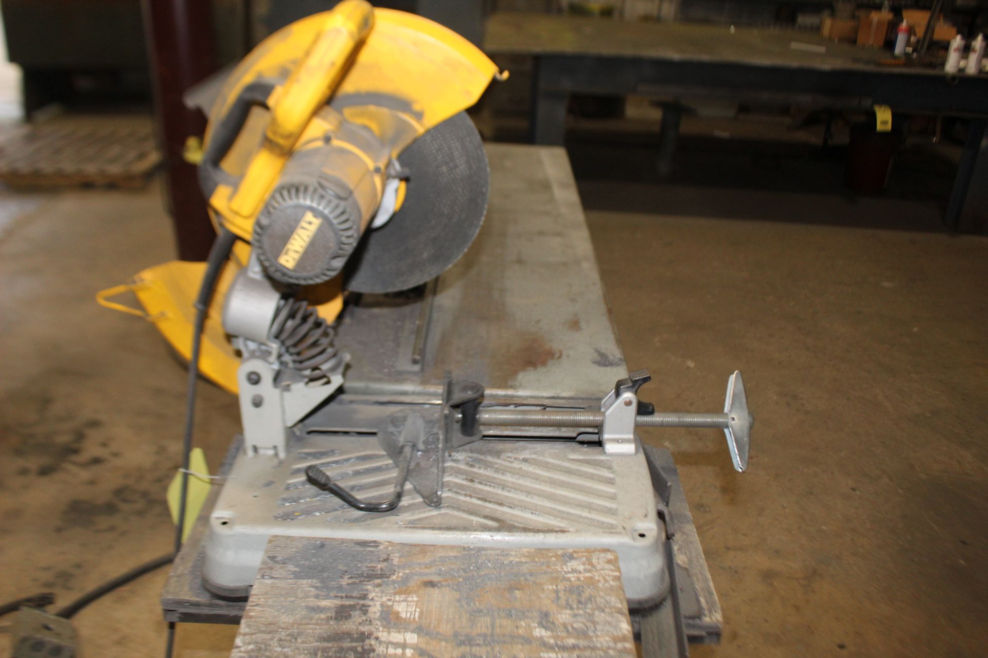 CHOP SAW, DEWALT, w/length of table (Location #1: Tyco Air Products, Inc., 17309 Hufsmith - Image 3 of 3