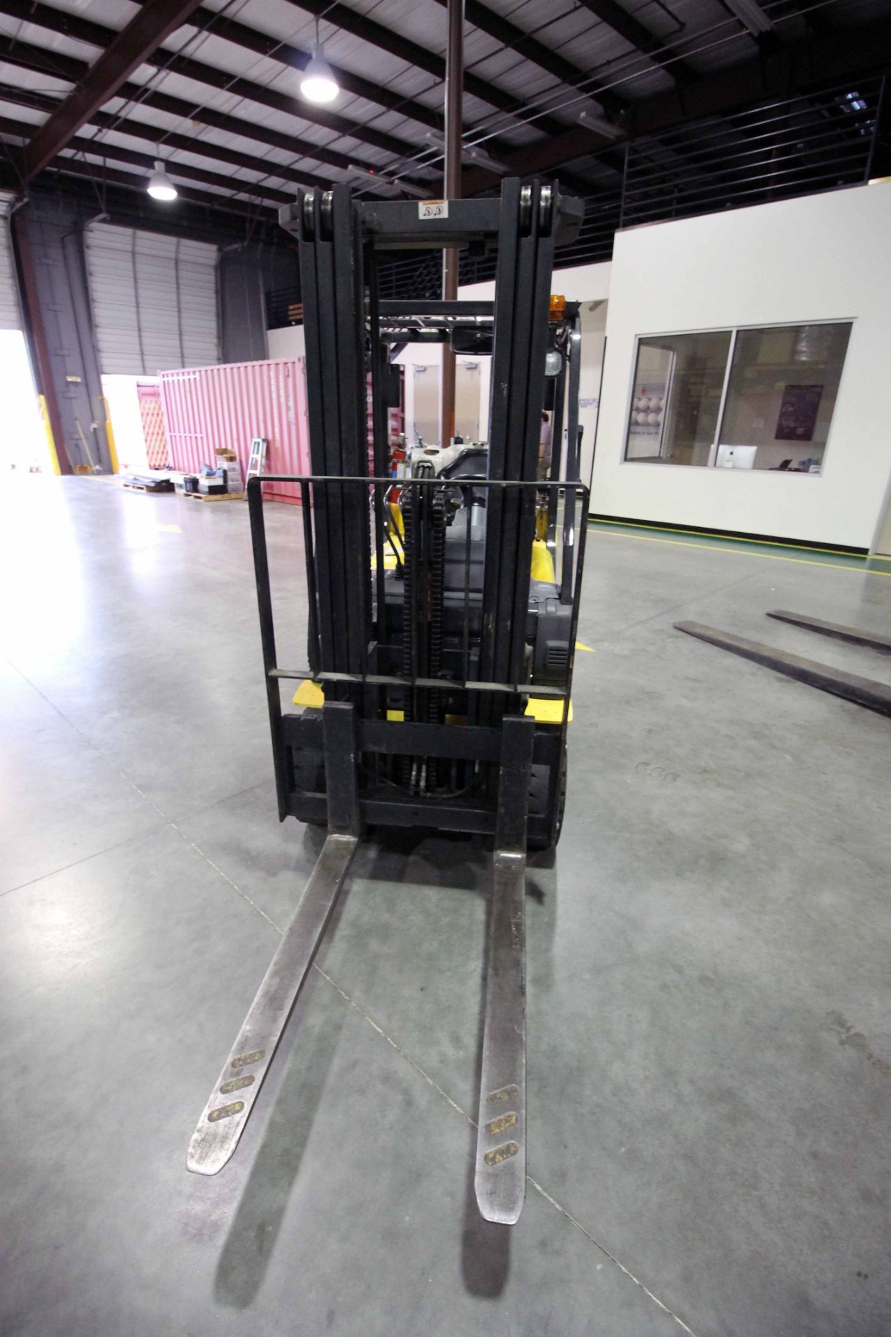 LPG FORKLIFT, HAMECH 5,000 LB. BASE CAP. MDL. G25ST-16, new 2008, 514.4 Hours on Meter, LPG pwrd., - Image 4 of 8