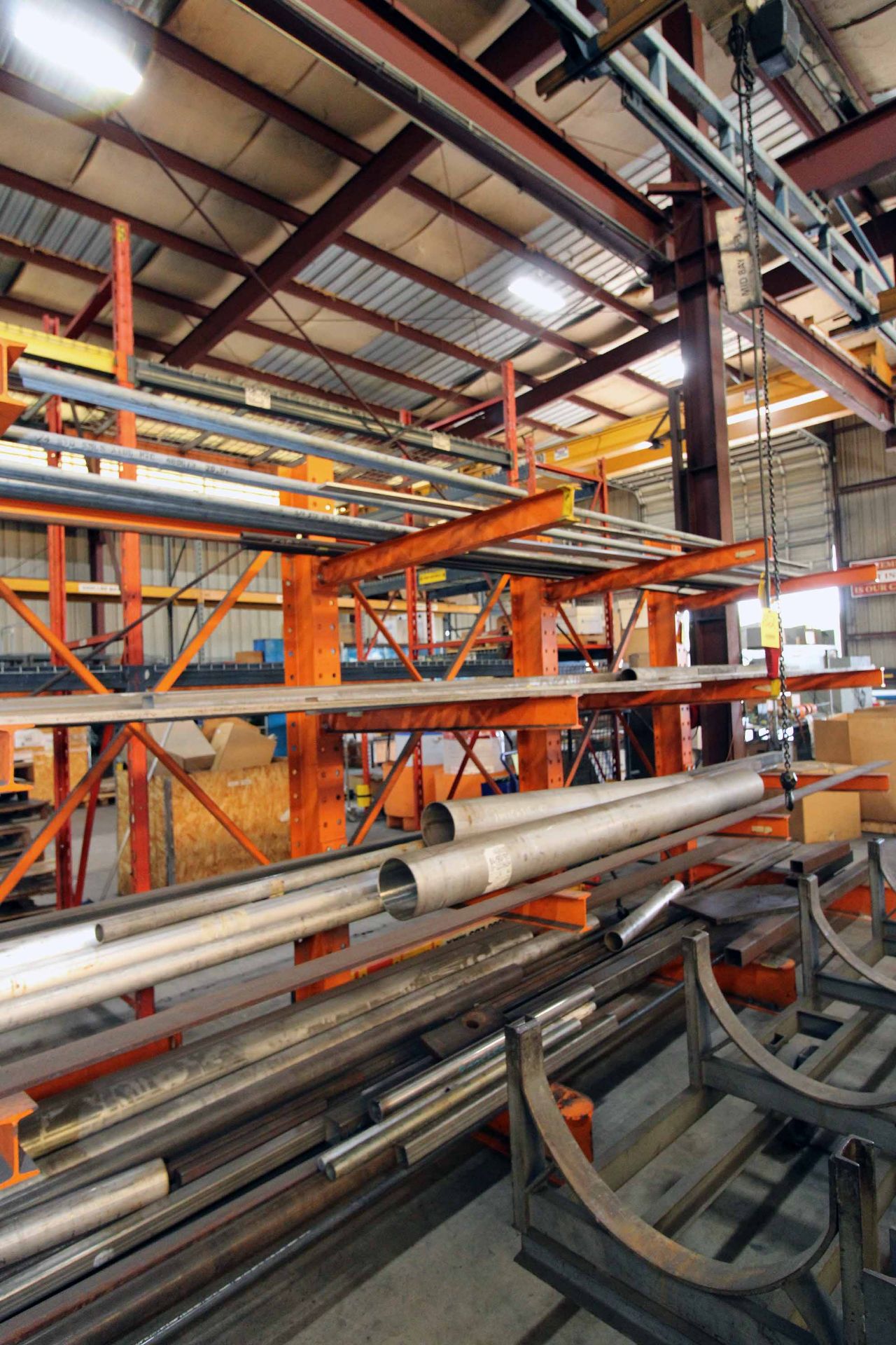 CANTILEVER RACK WITH CONTENTS: stainless flat bar, round & square tubing, rack: 15'L x 8'ht. w/ 4' - Image 3 of 4