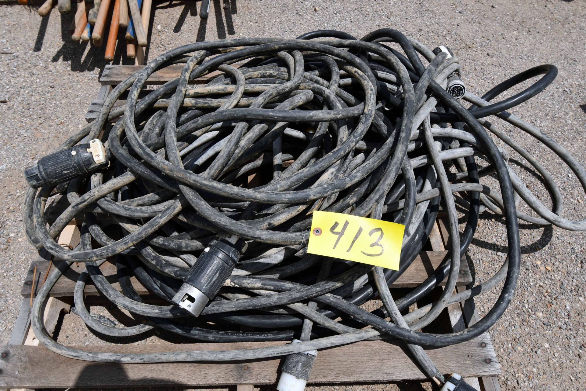 LOT OF EXTENSION CORDS, H.D. (on one pallet) (Location: MDS Boring & Drilling, 11900 Hirsch Road,