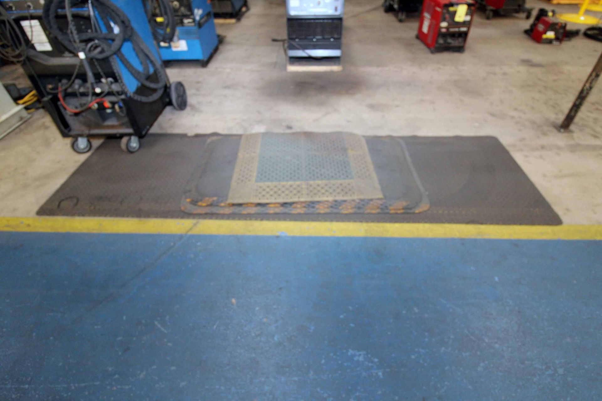 LOT CONSISTING OF: rubber floor mats, brooms & dust pans (Located at: Emco Wheaton USA, Inc., 9111 - Image 3 of 4