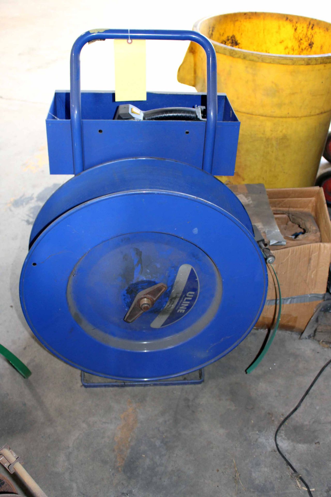 BANDING CART, for plastic strapping, w/ crimping tool (Located at: Emco Wheaton USA, Inc., 9111