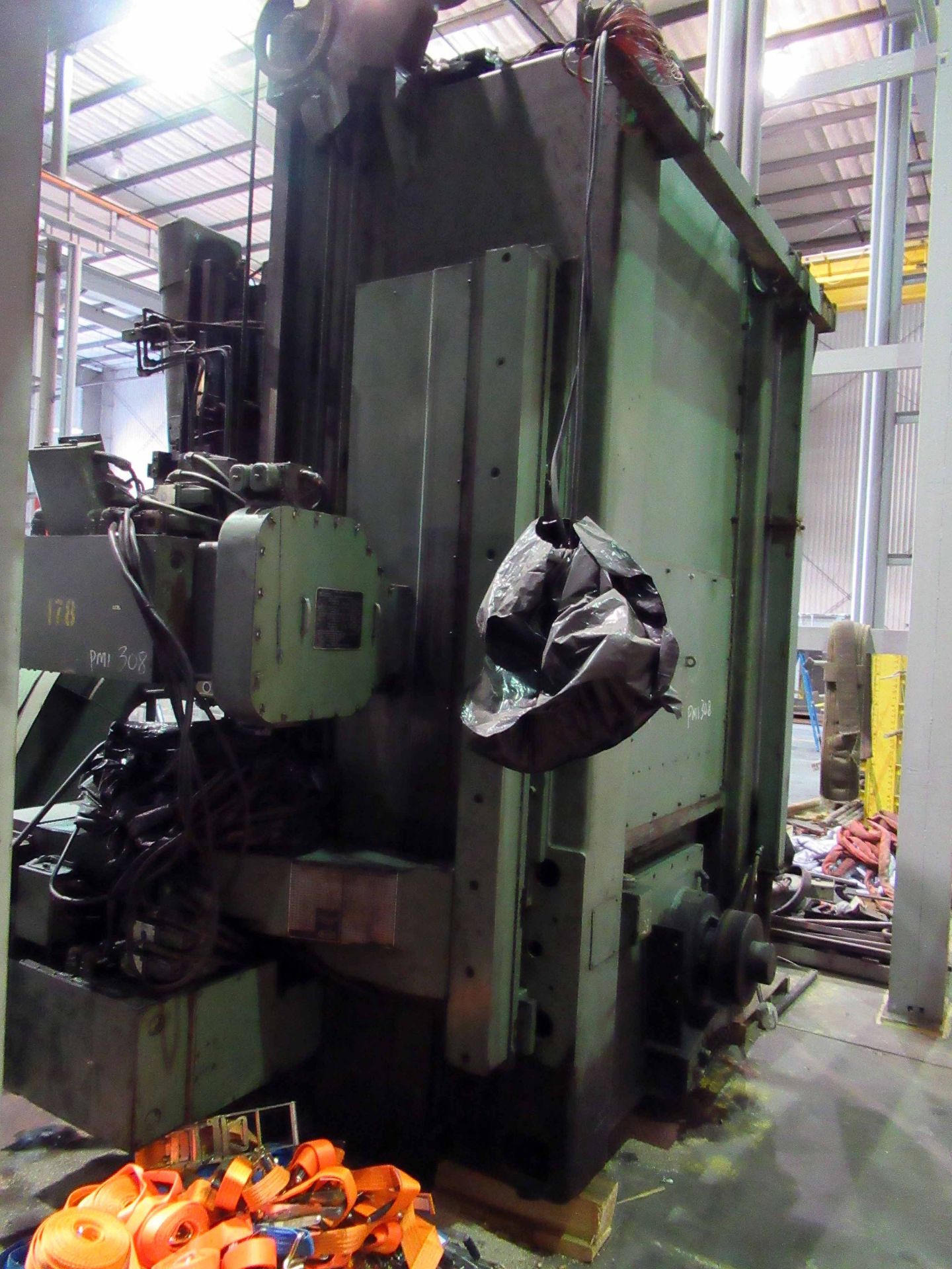 VERTICAL TURRET LATHE, 56" BULLARD DYNATROL HI COLUMN, 56" 4-jaw chuck w/built in master jaws, 60" - Image 4 of 13