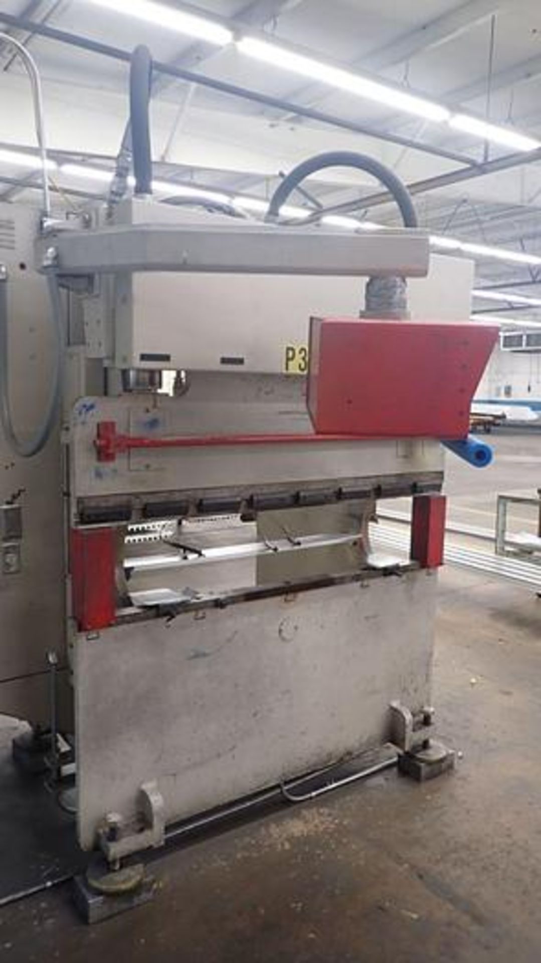 HYDRAULIC PRESS BRAKE, HACO MDL. PPES45-5BC25, 45 T. cap. x 5', BC25 control, needs repair; - Image 2 of 5