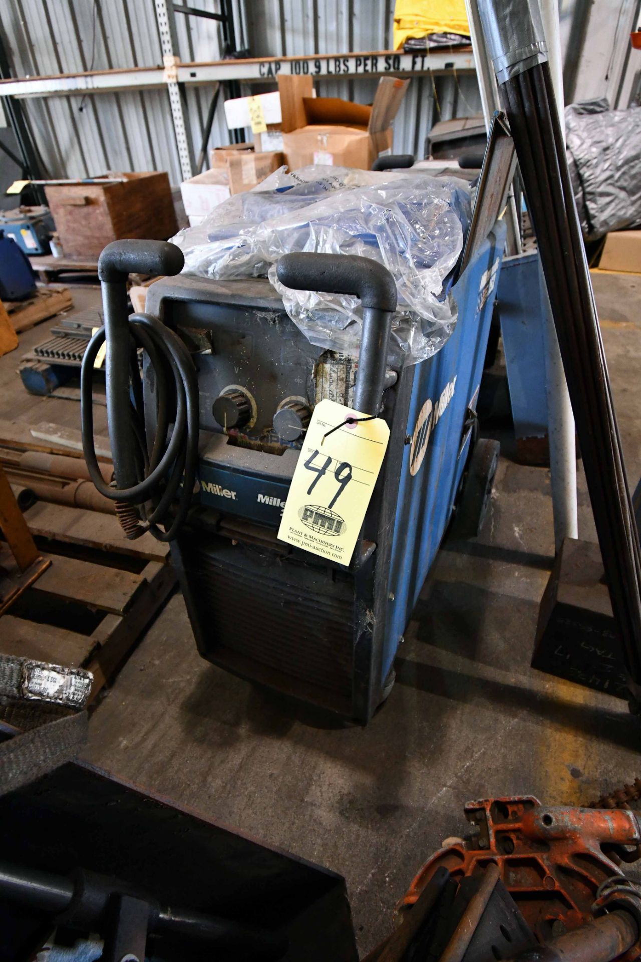 WELDING MACHINE, MILLER MILLERMATIC 252, 200 amps @ 100% duty cycle, 28 v., S/N MA040850N