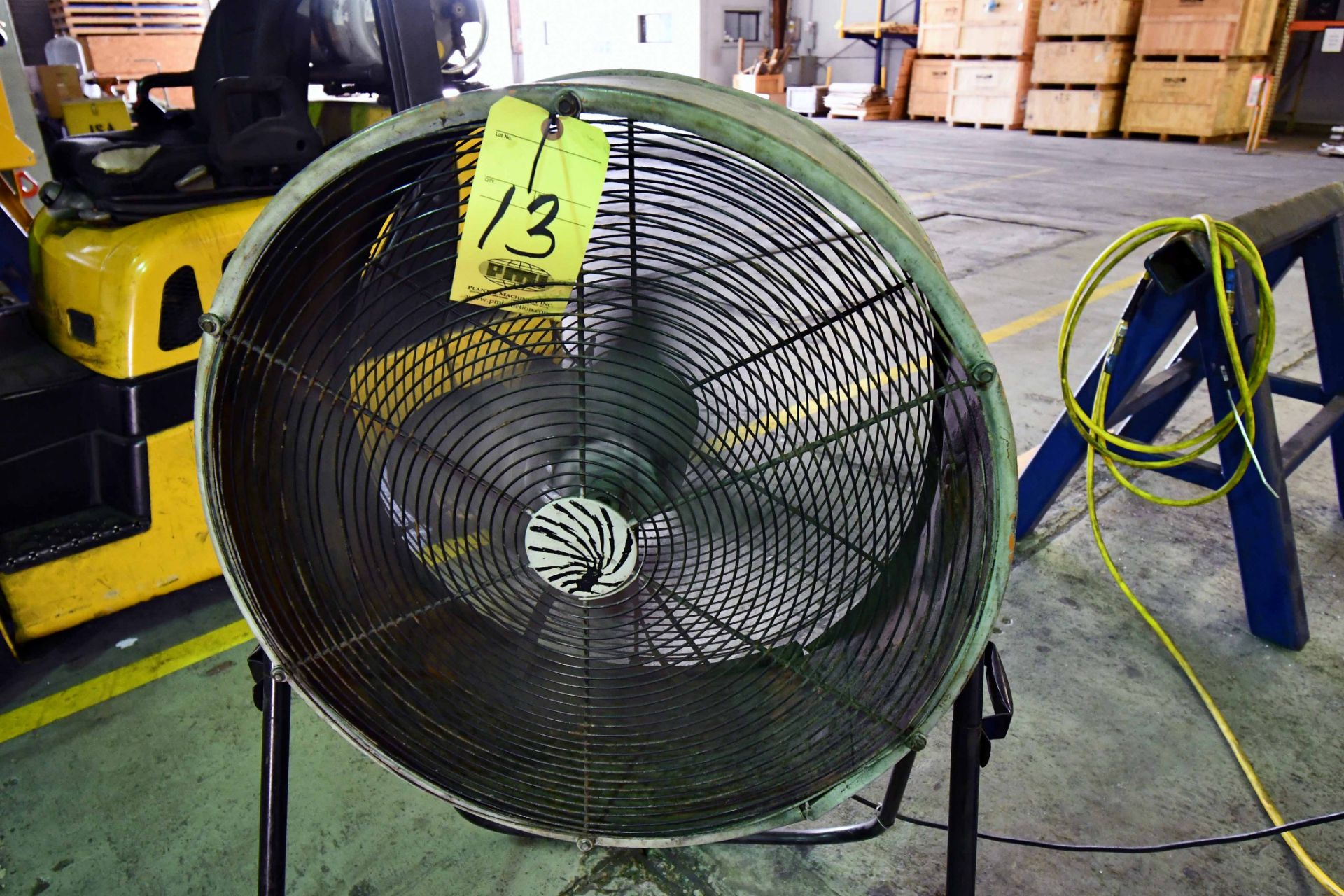 SHOP FAN, 32"