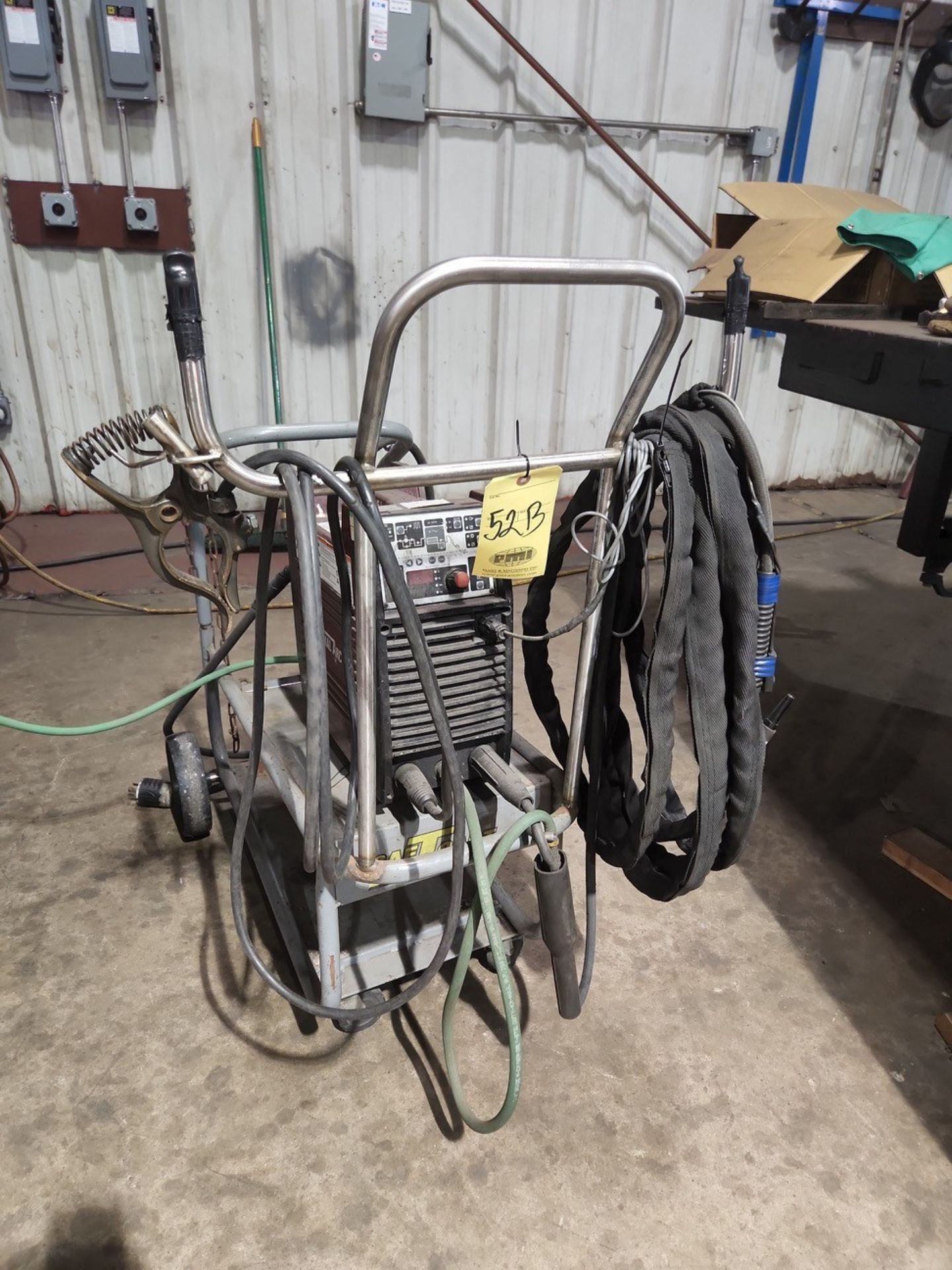 WELDING MACHINE, THERMALARC 185 AC/DC, S/N Y8230009W10307313